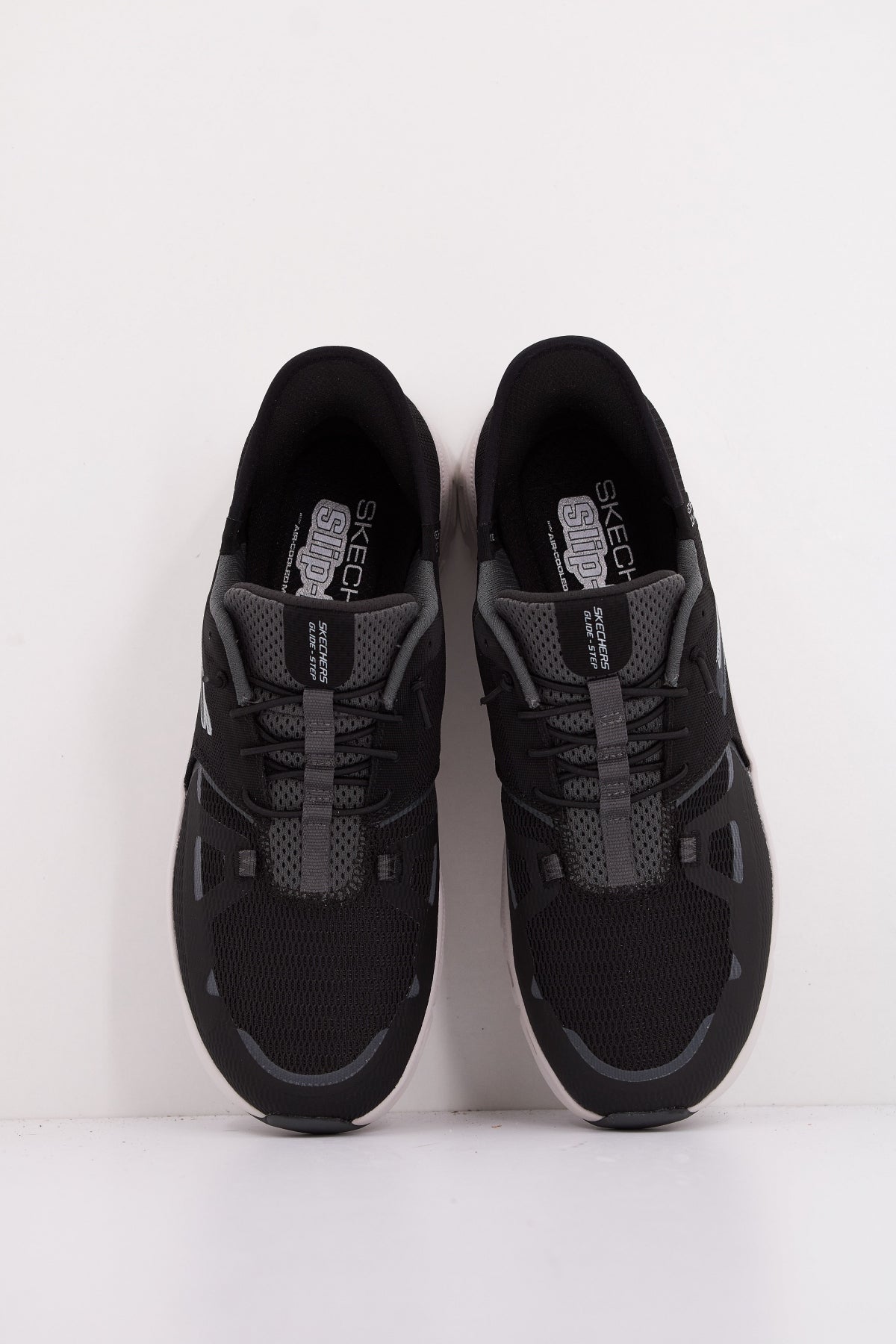 SKECHERS GLIDE STEP PRO en color NEGRO (3)