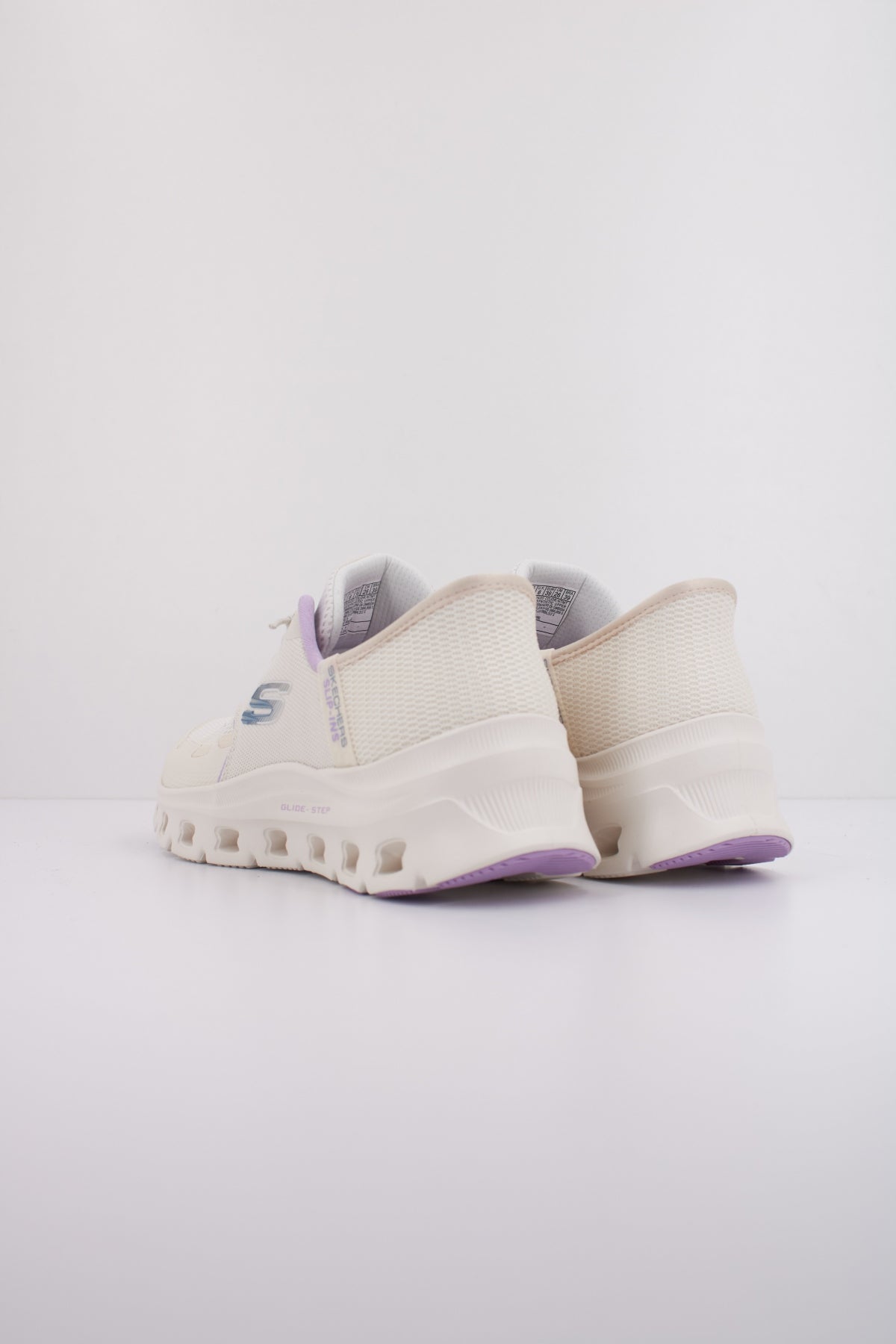 SKECHERS GLIDE STEP PRO en color BEIS (4)