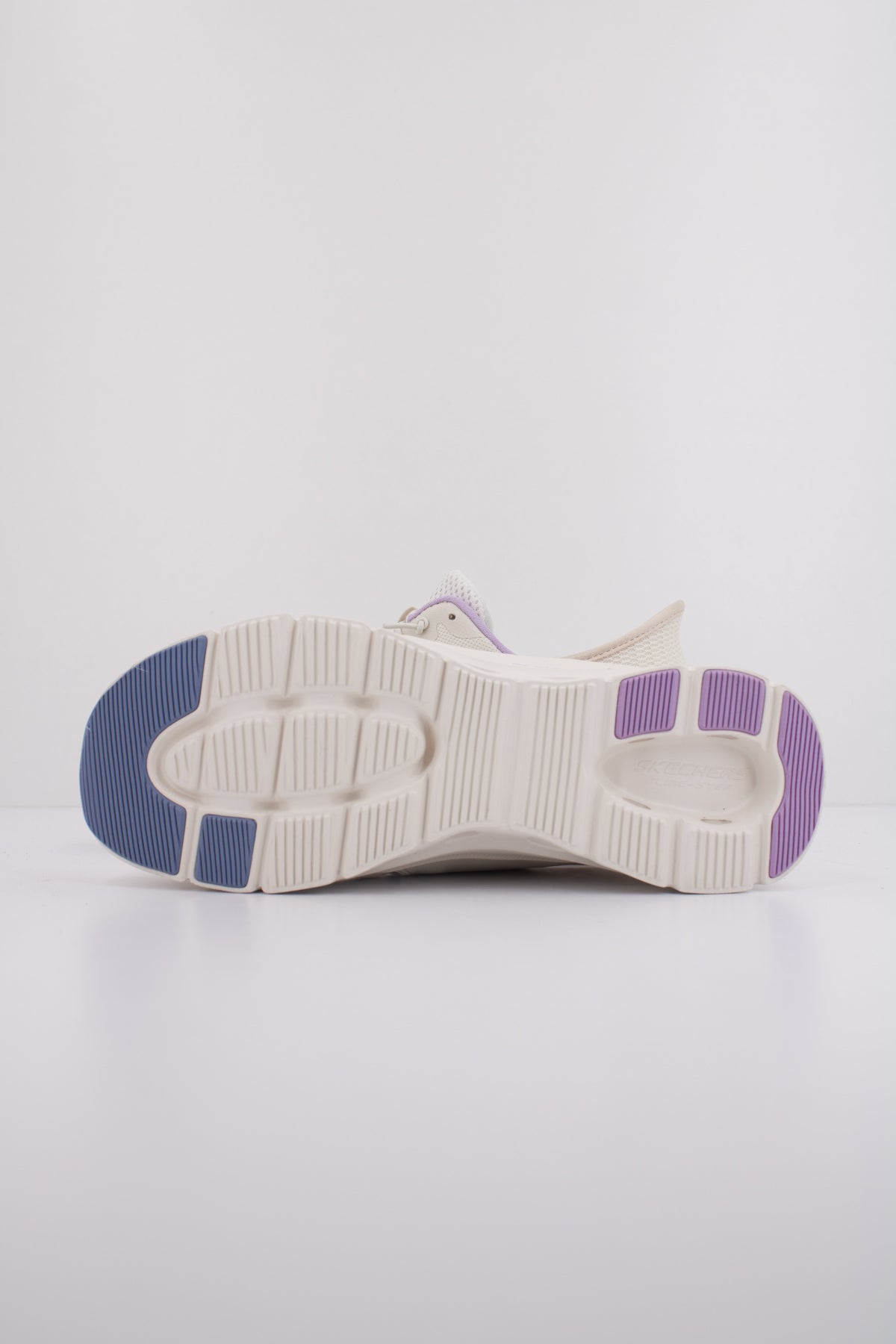 SKECHERS GLIDE STEP PRO en color BEIS (5)
