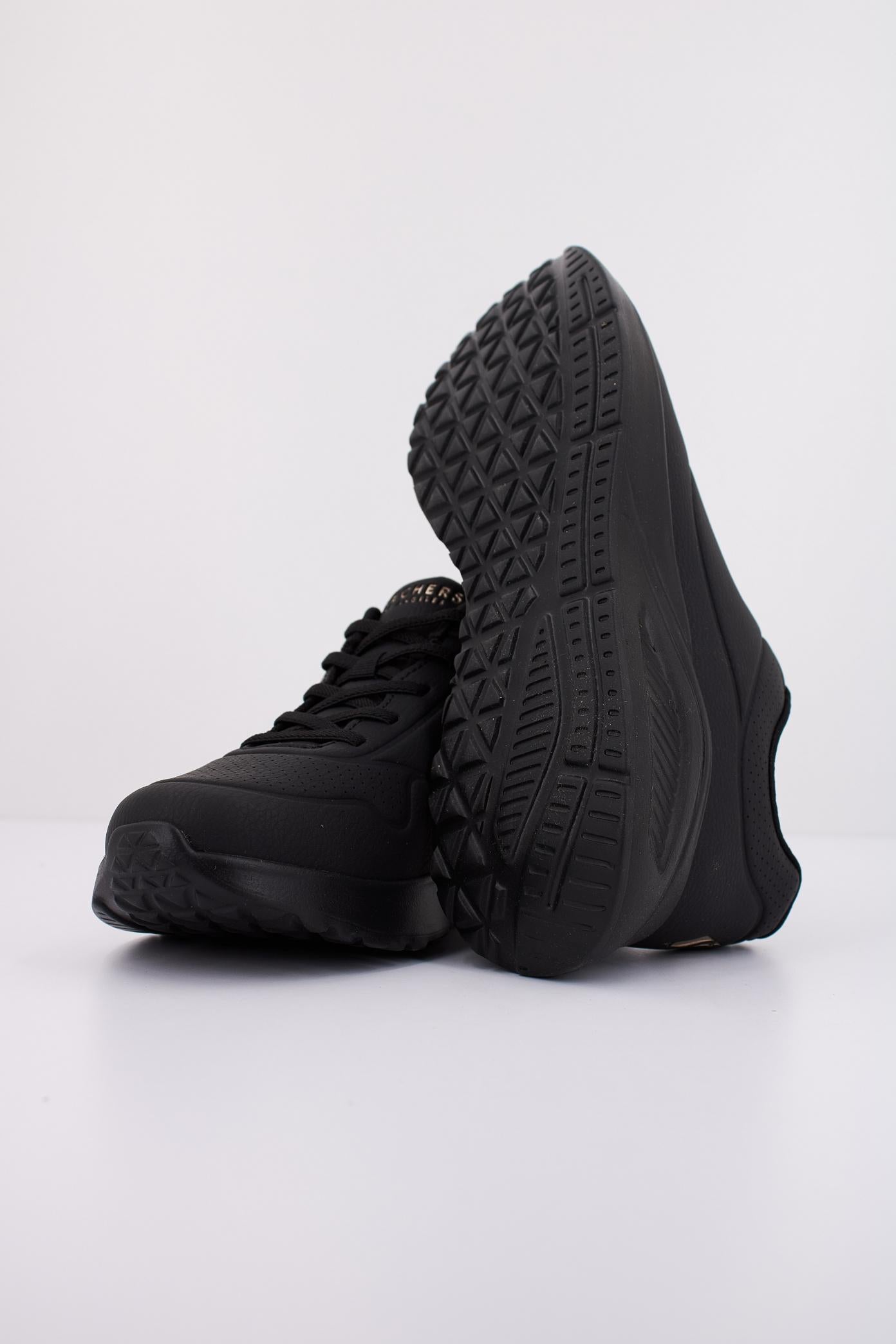 SKECHERS UNO LITE - LITE WORK en color NEGRO (5)