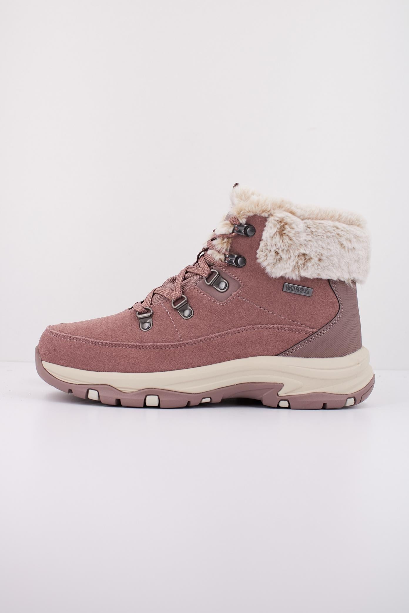 SKECHERS TREGO - SNOW WORRIES en color ROSA (1)