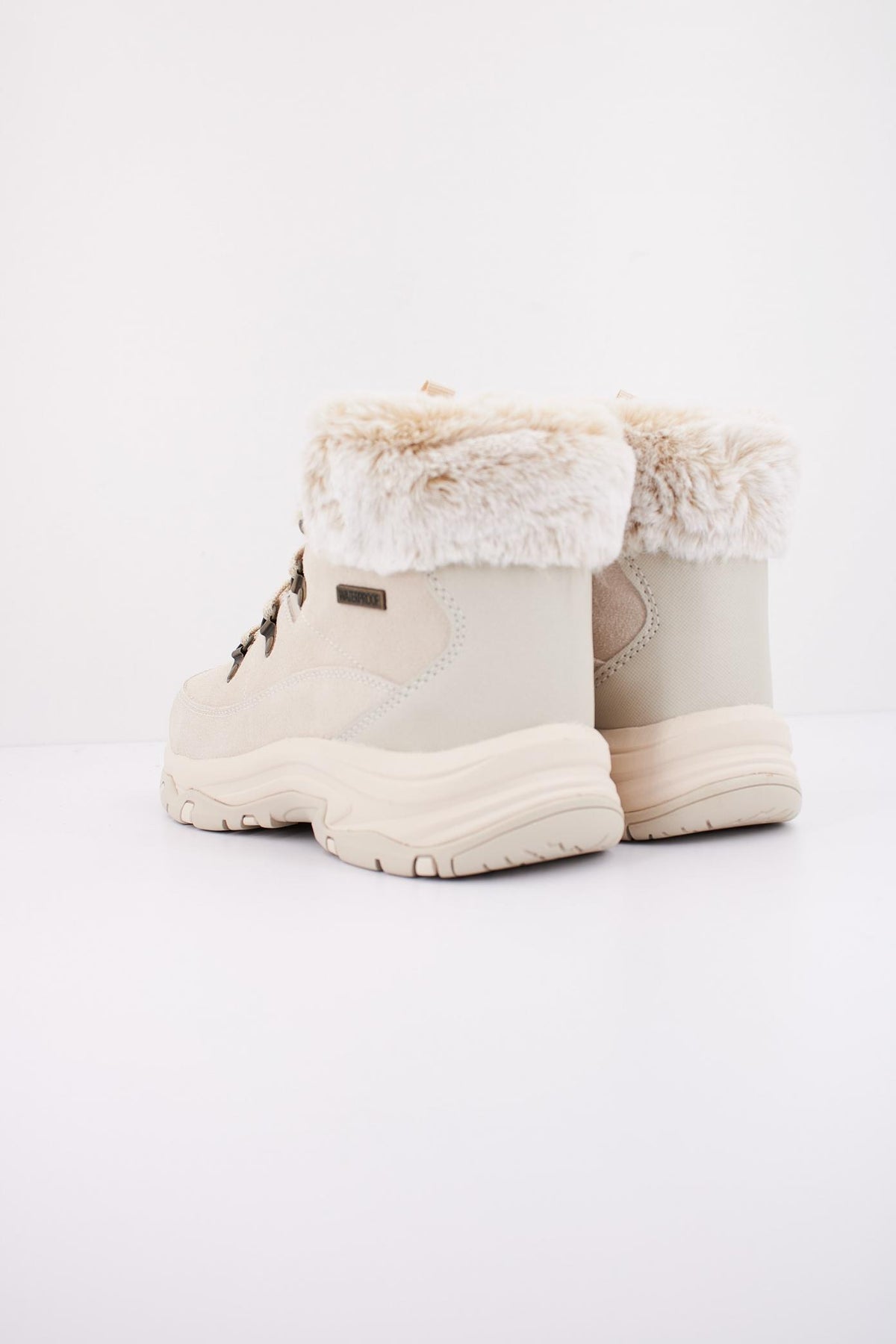 SKECHERS SNOW WORRIES en color BLANCO (4)