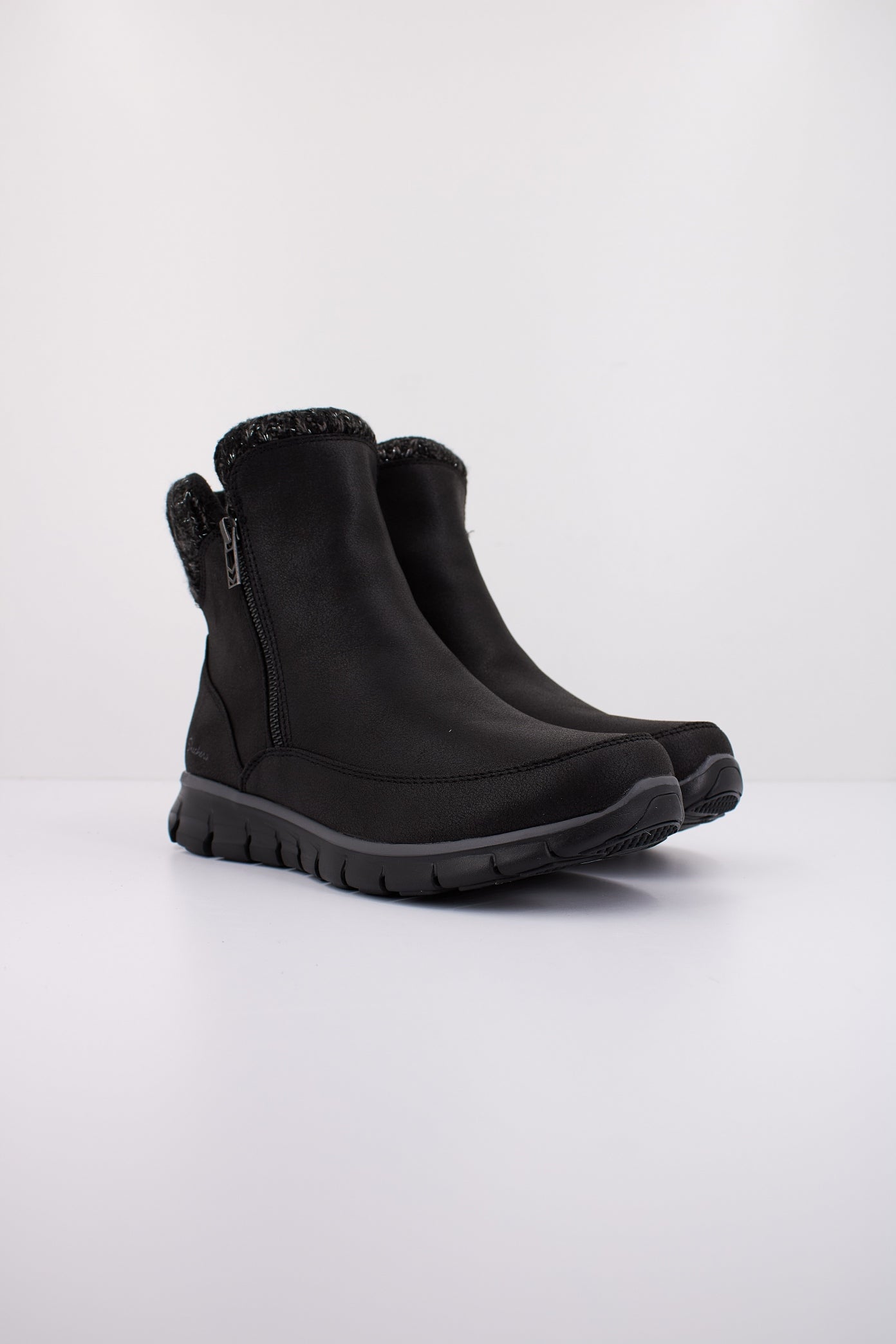 SKECHERS SYNERGY - LOVELY COL en color NEGRO (2)