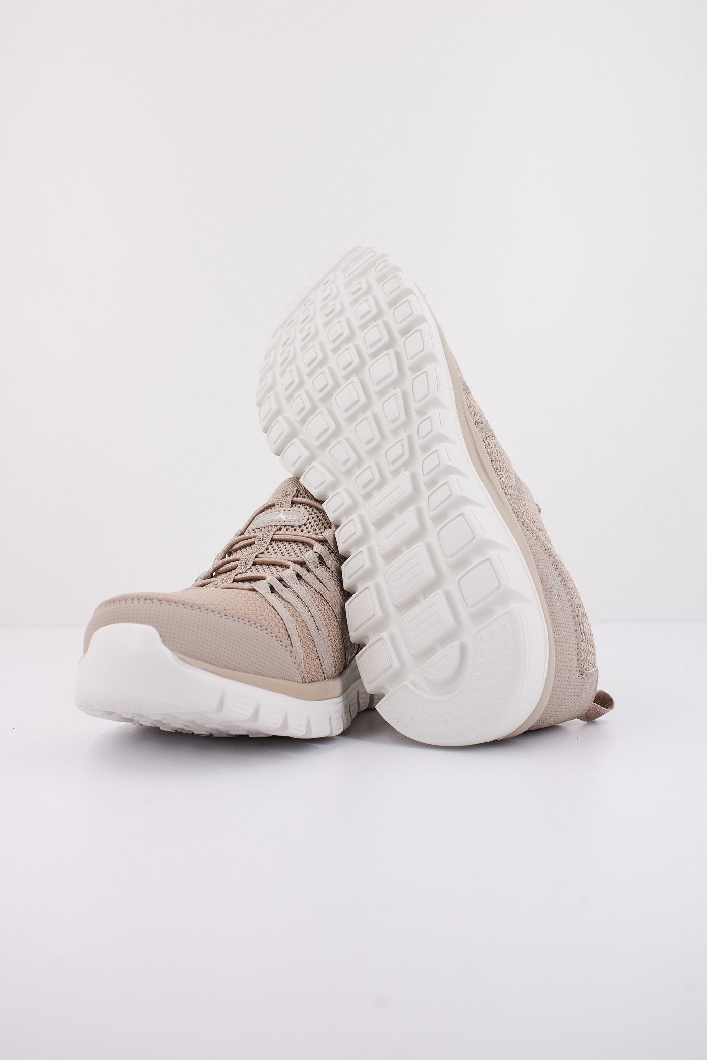 SKECHERS GRACEFUL - SOFT SOUL en color BEIS (5)