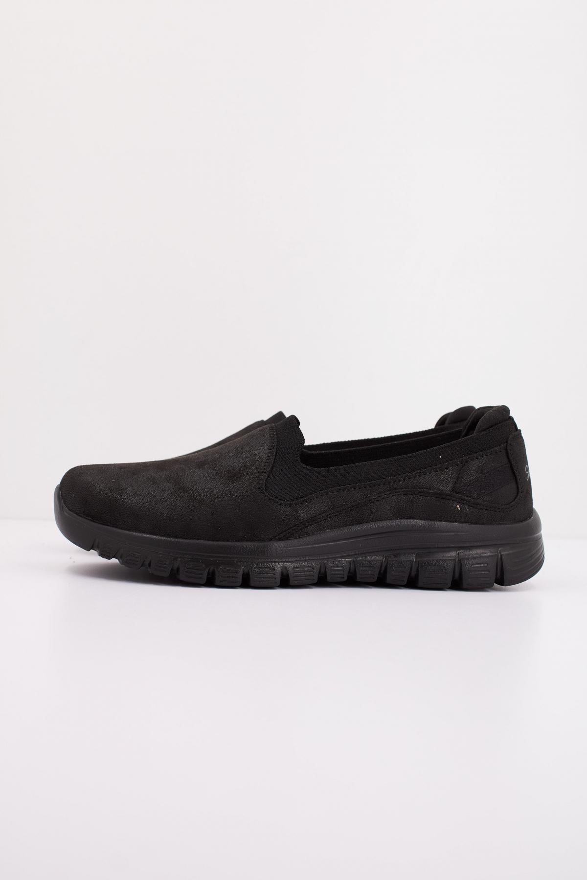 SKECHERS GRACEFUL - LEANING I en color NEGRO (1)