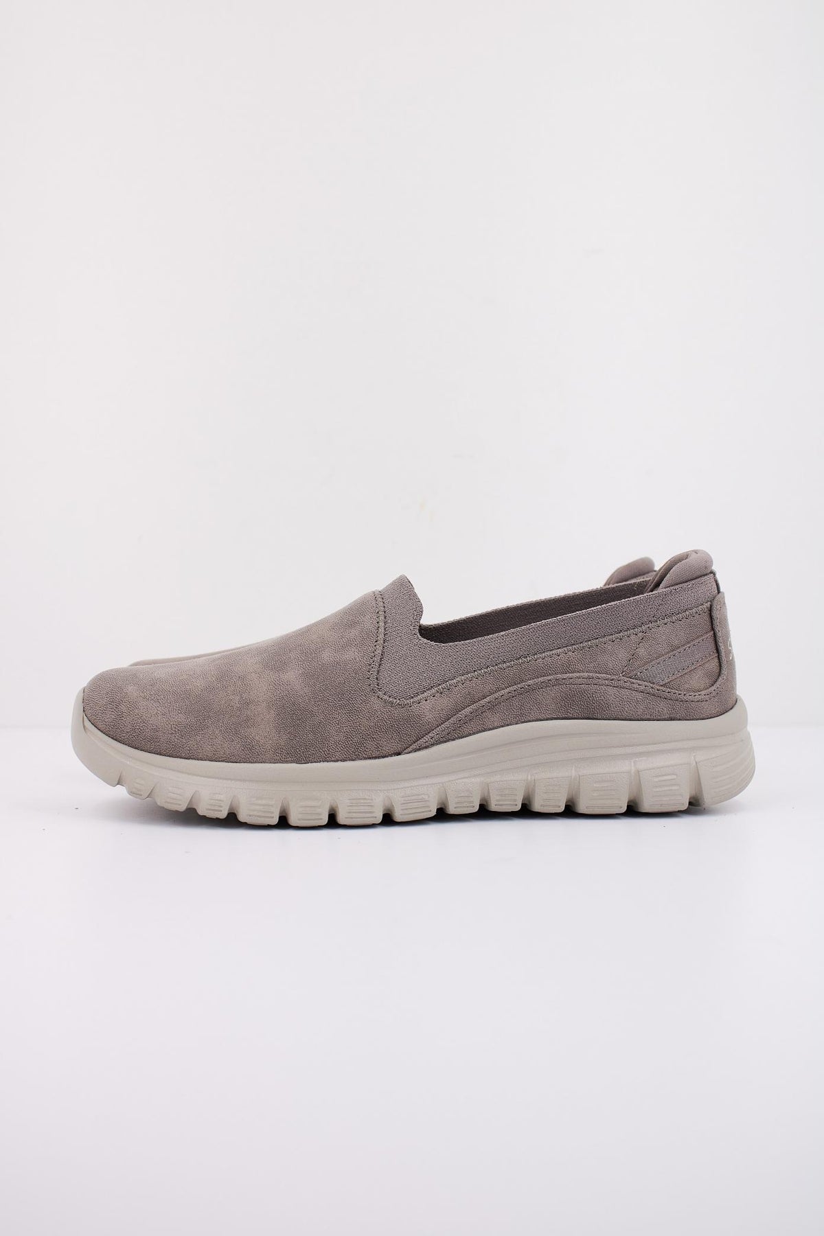 SKECHERS GRACEFUL - LEANING I en color GRIS (1)