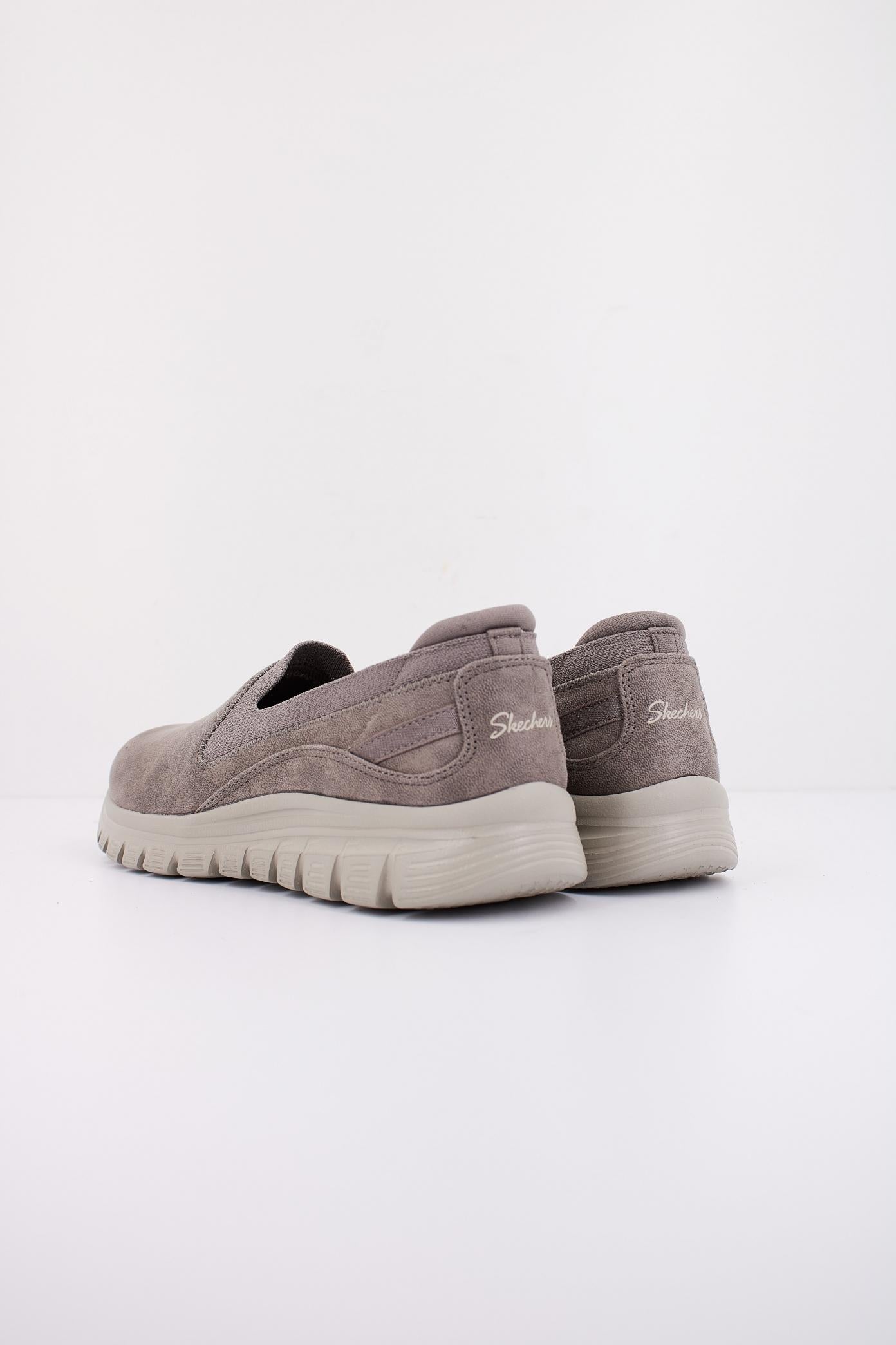 SKECHERS GRACEFUL - LEANING I en color GRIS (4)