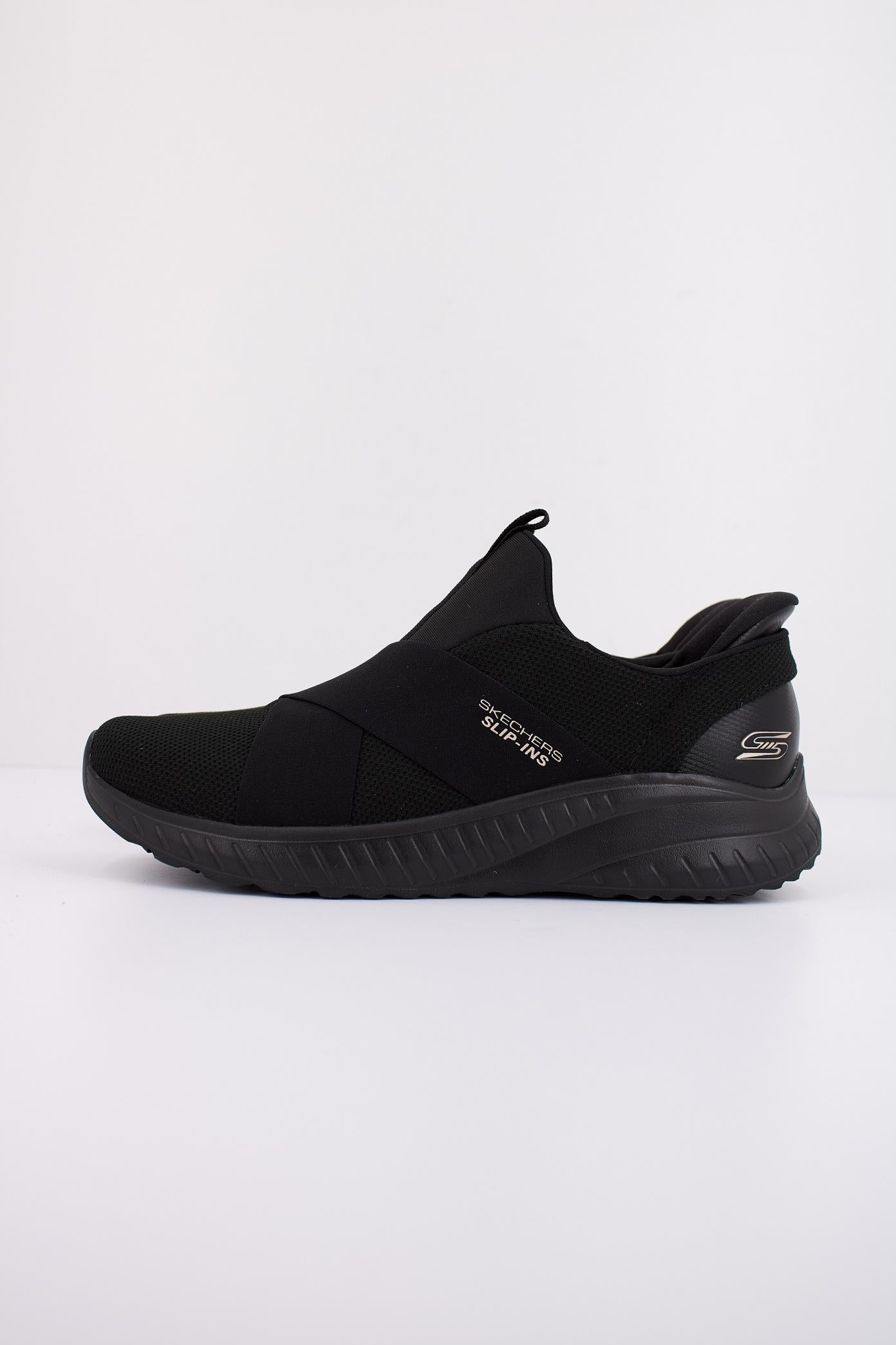 SKECHERS SLIP-INS BOBS SQUAD CHAOS-YOU MOMENT en color NEGRO (1)