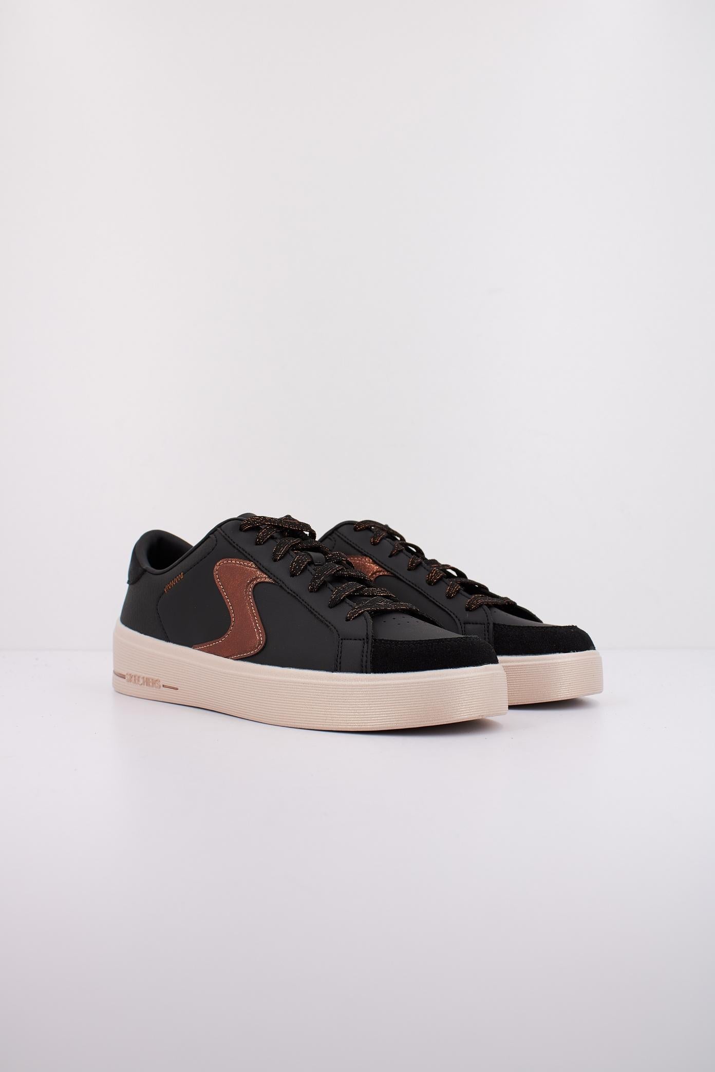 SKECHERS HILAND - QUITE CHIC en color NEGRO (2)