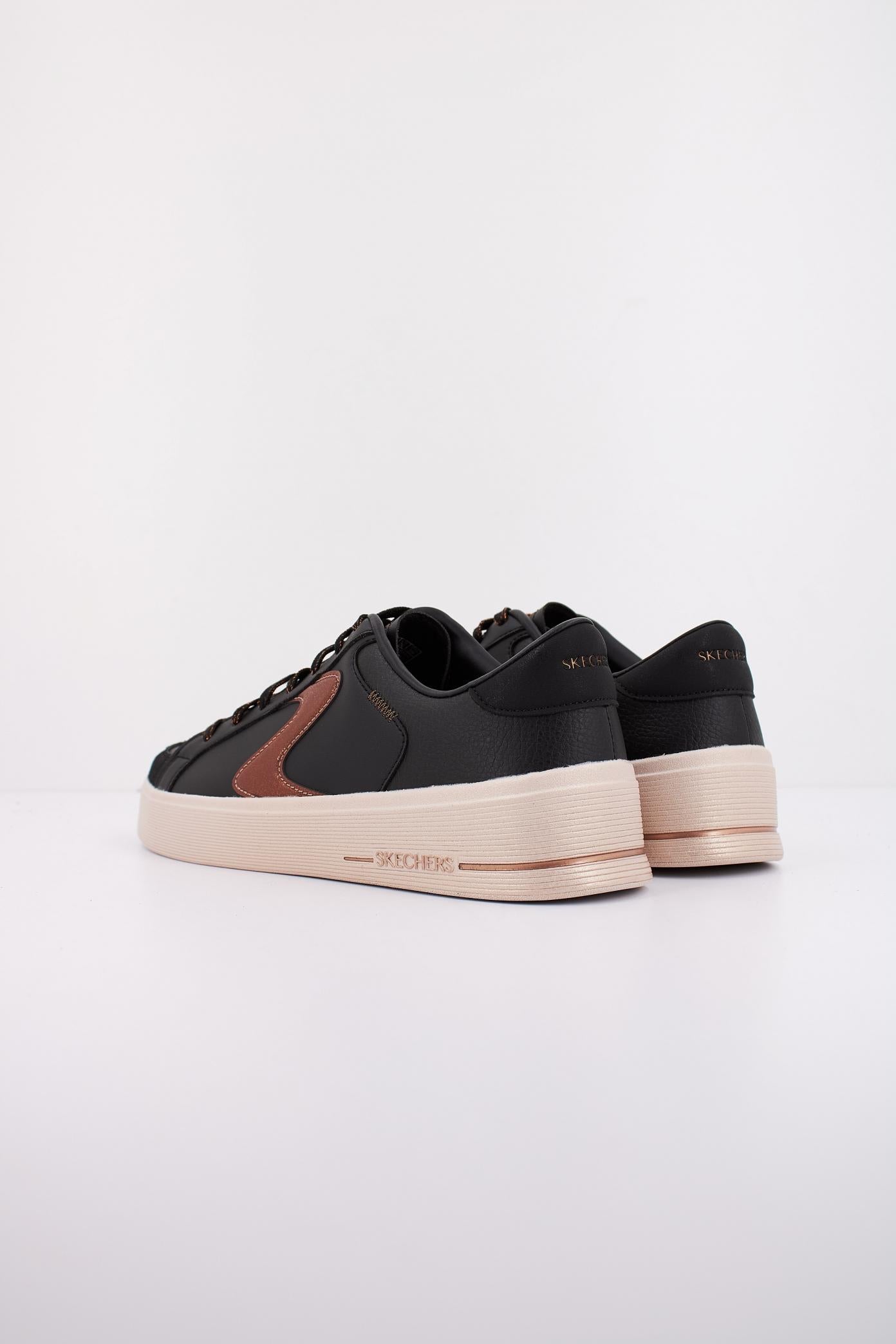 SKECHERS HILAND - QUITE CHIC en color NEGRO (4)