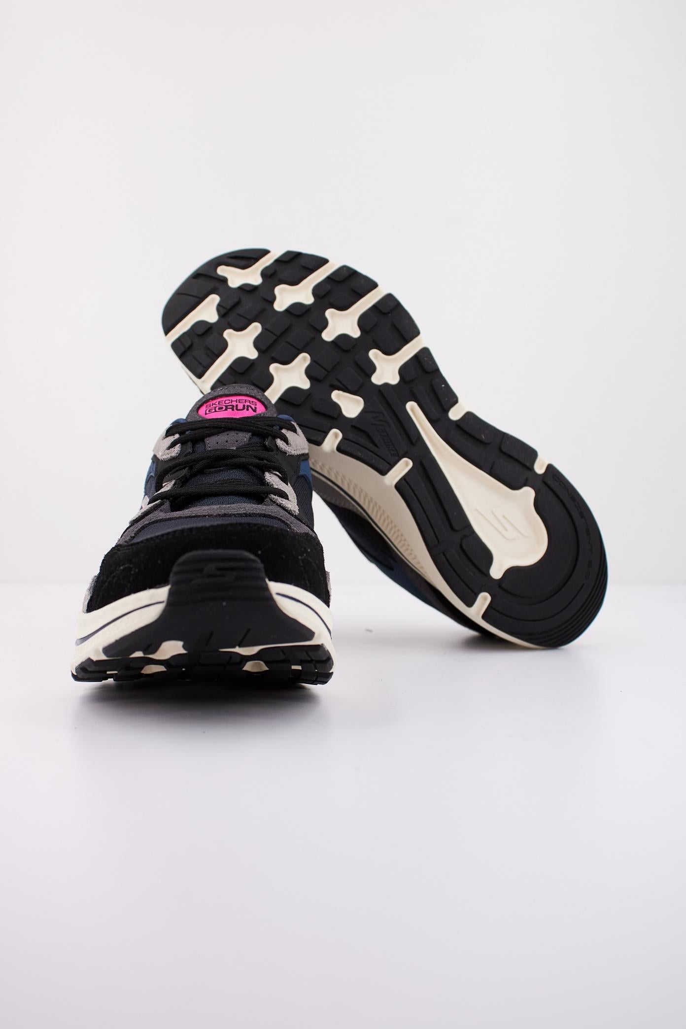 SKECHERS GO RUN CONSISTENT . en color AZUL (5)