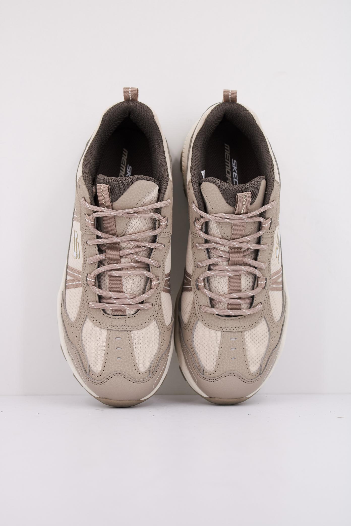 SKECHERS STAMINA AT en color MARRON CLARO (3)