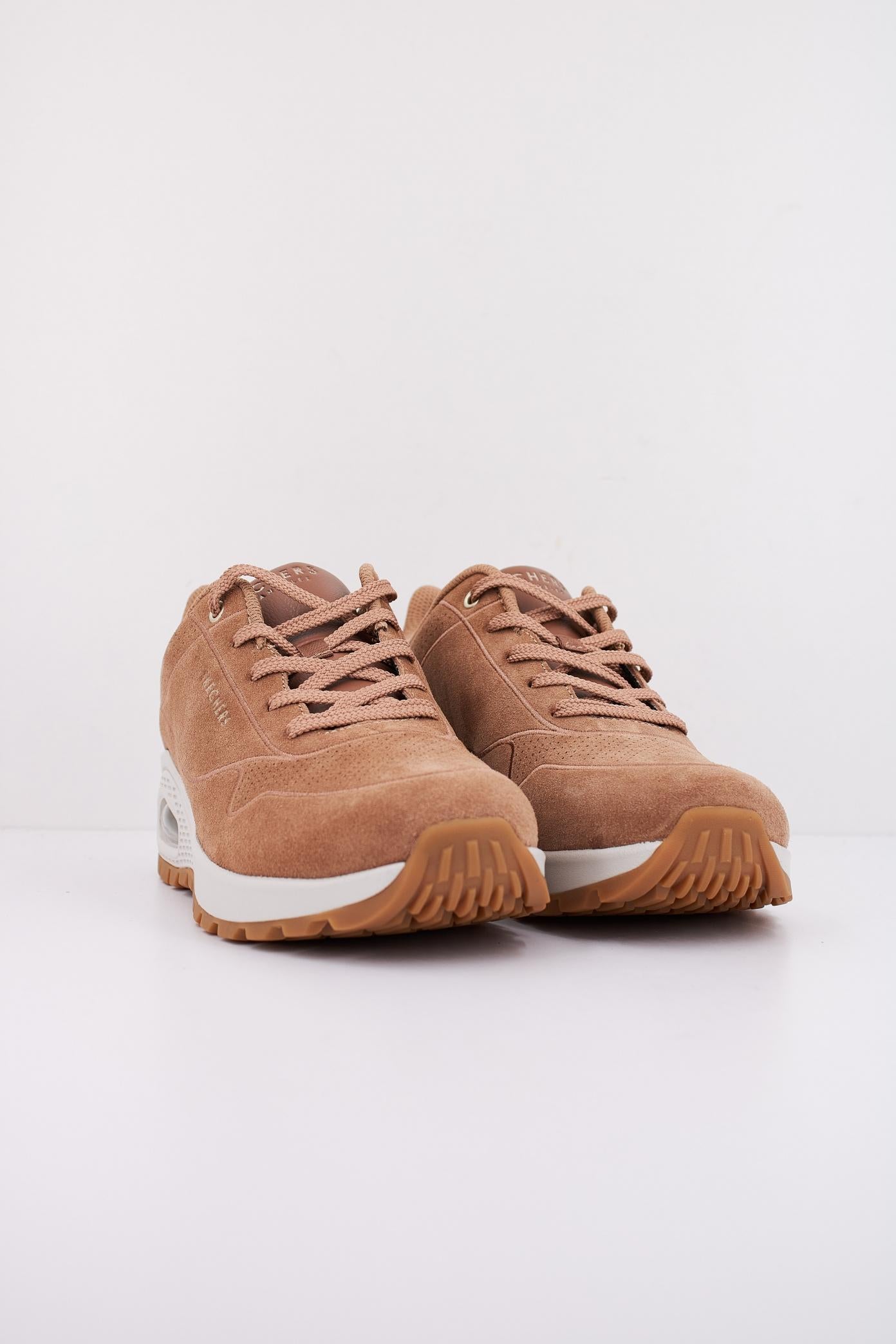 SKECHERS UNO RUGGED-CHILLPROO en color MARRON (2)