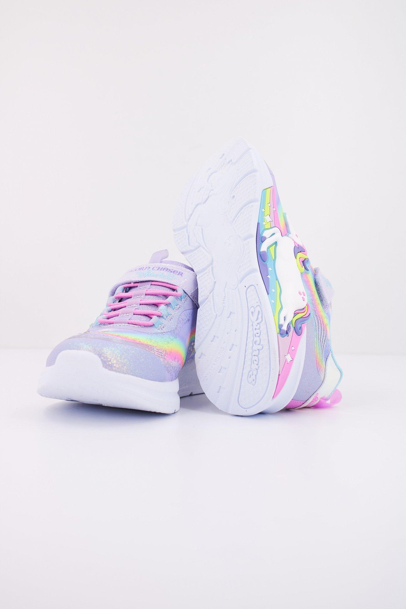 SKECHERS UNICORN CHASER en color VIOLETA (5)