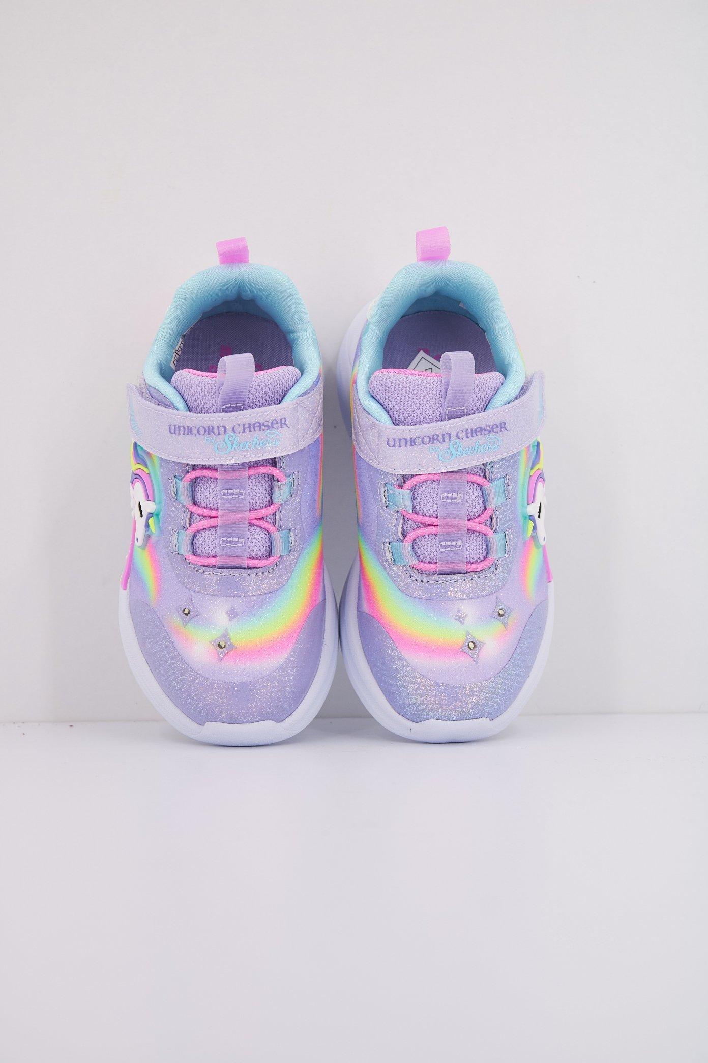 SKECHERS UNICORN CHASER en color VIOLETA (3)