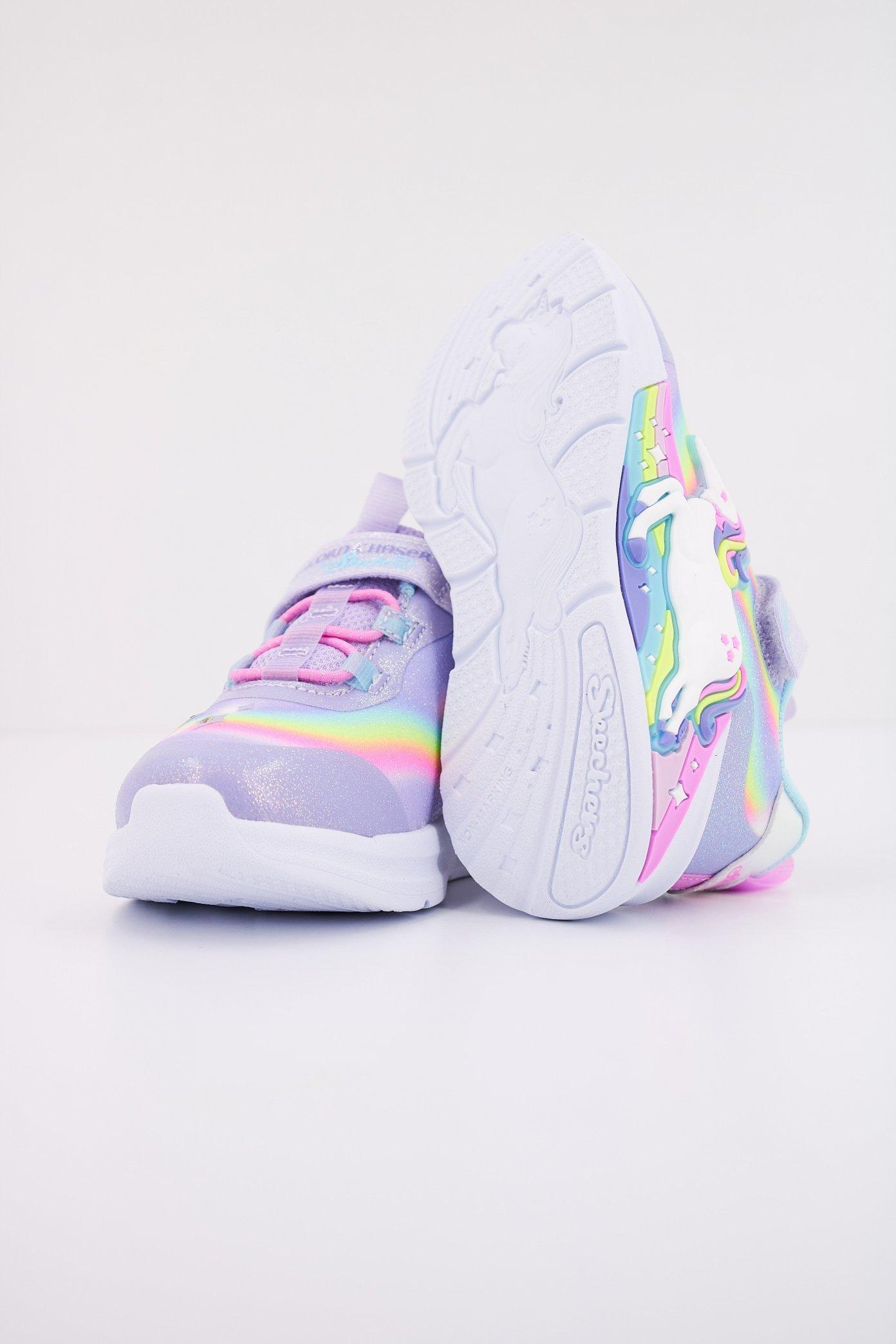 SKECHERS UNICORN CHASER en color VIOLETA (5)