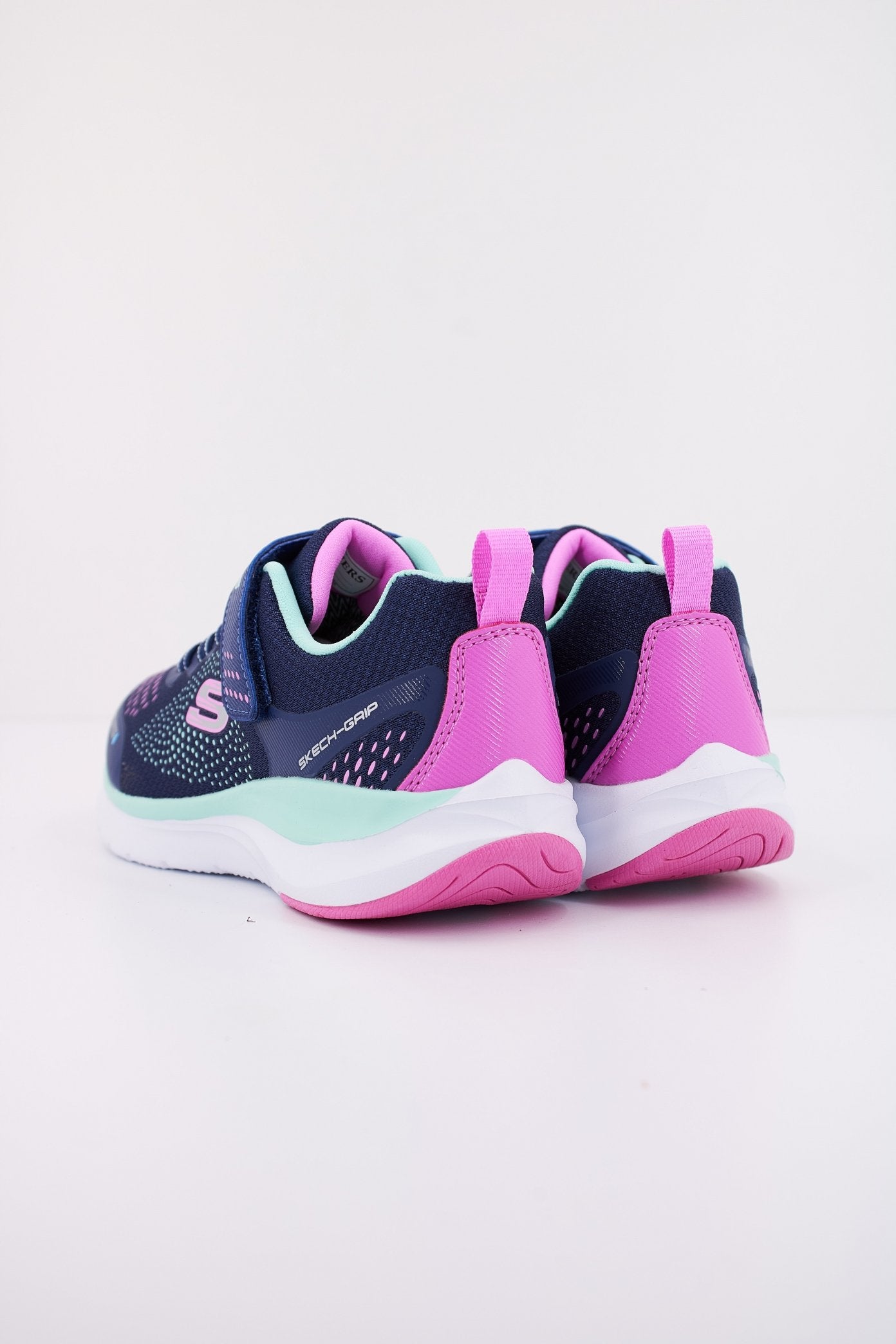 SKECHERS ULTRA GROOVE-HYDRO M en color AZUL (4)
