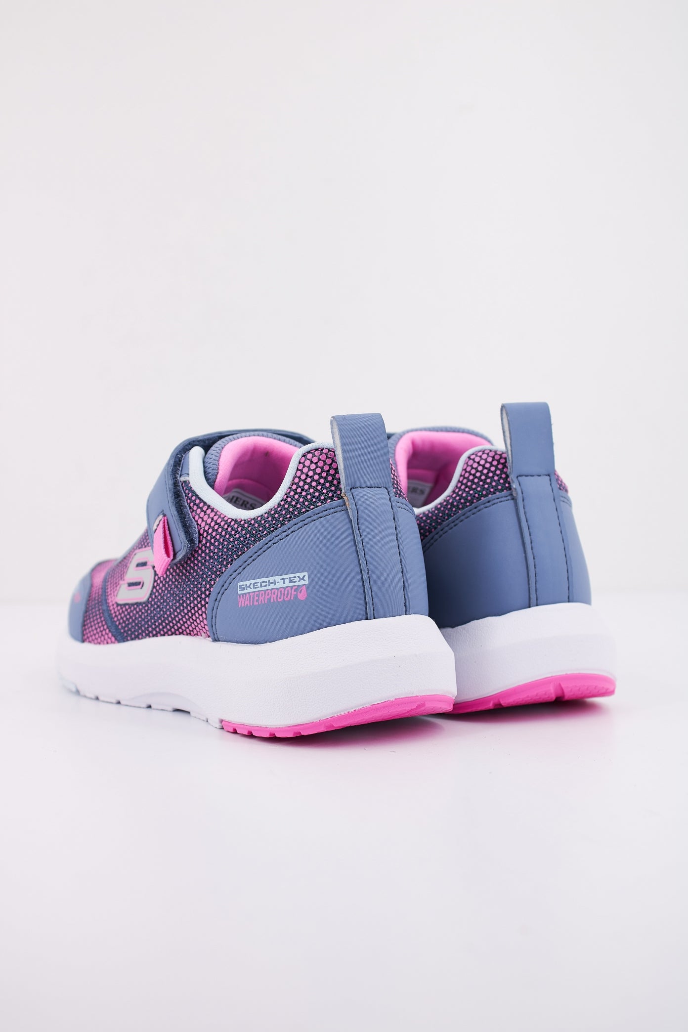 SKECHERS DYNAMIC TREAD - JOUR en color AZUL (4)