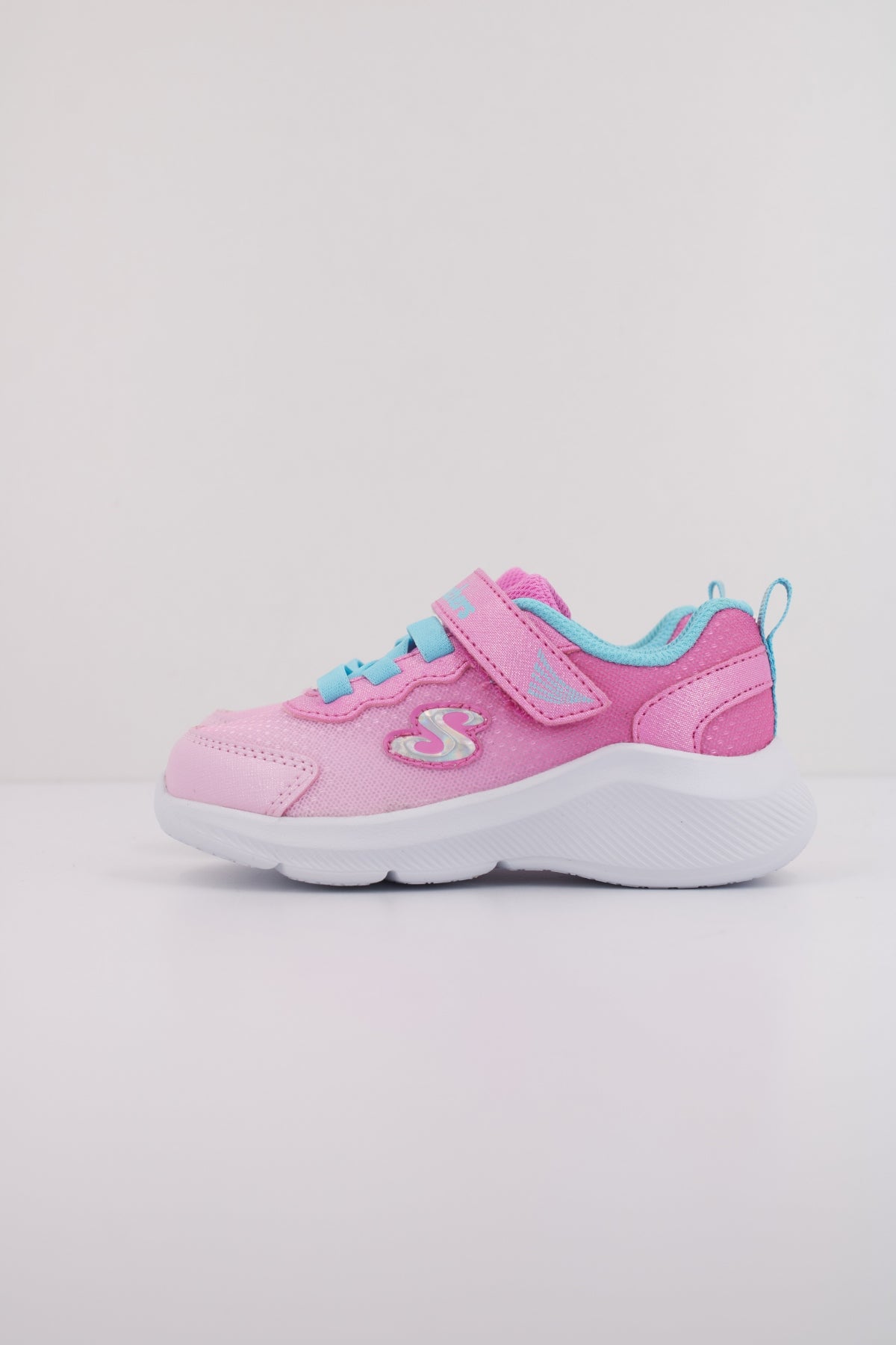 SKECHERS CUTIE WALK en color ROSA (1)