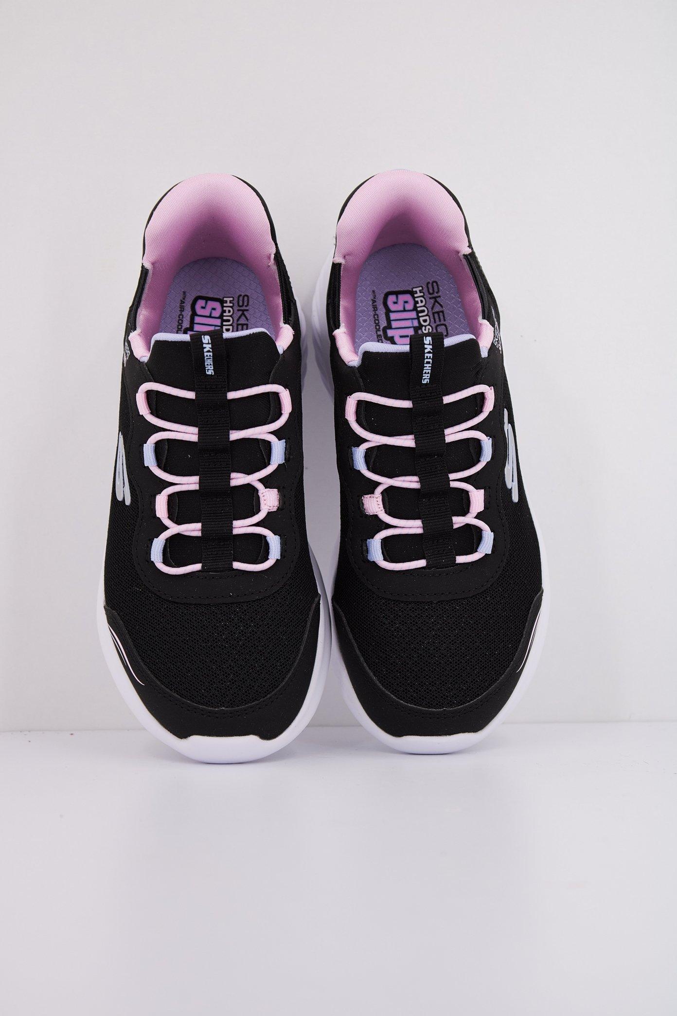 SKECHERS SIMPLE CUTE en color NEGRO (3)