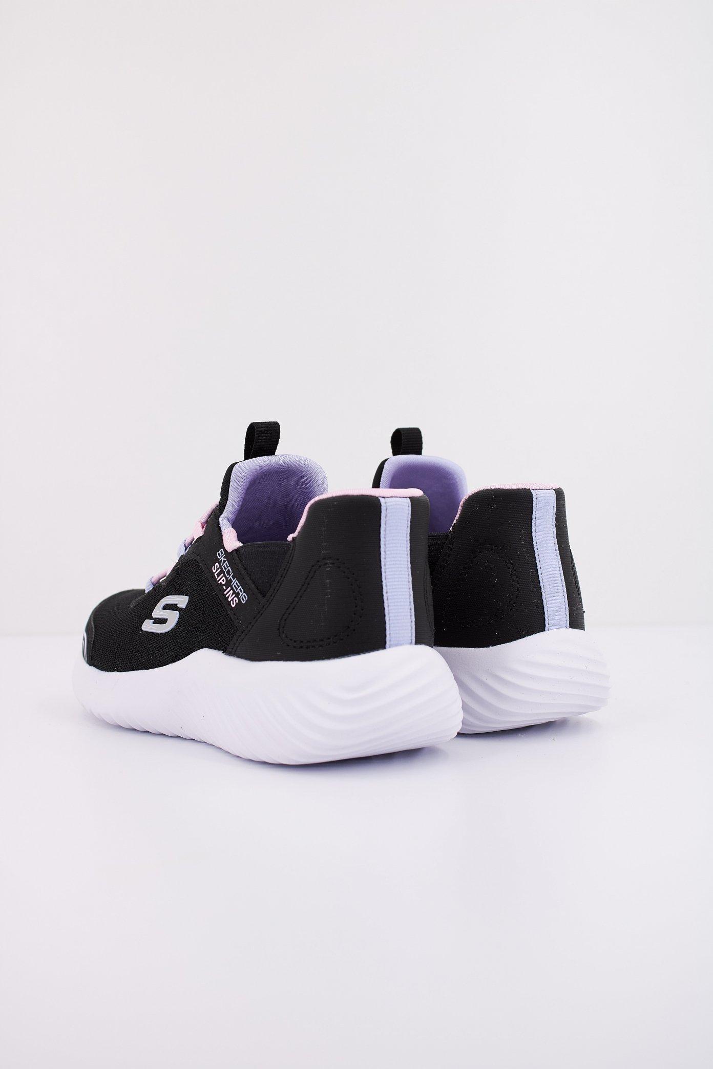 SKECHERS SIMPLE CUTE en color NEGRO (4)