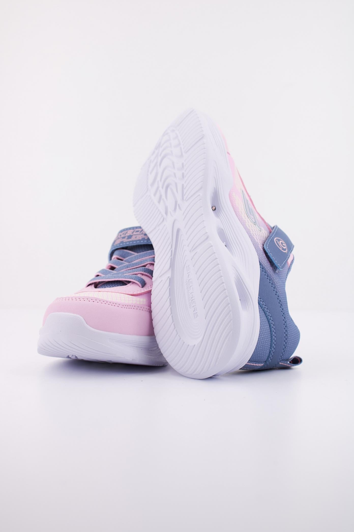 SKECHERS SOLA GLOW en color ROSA (5)