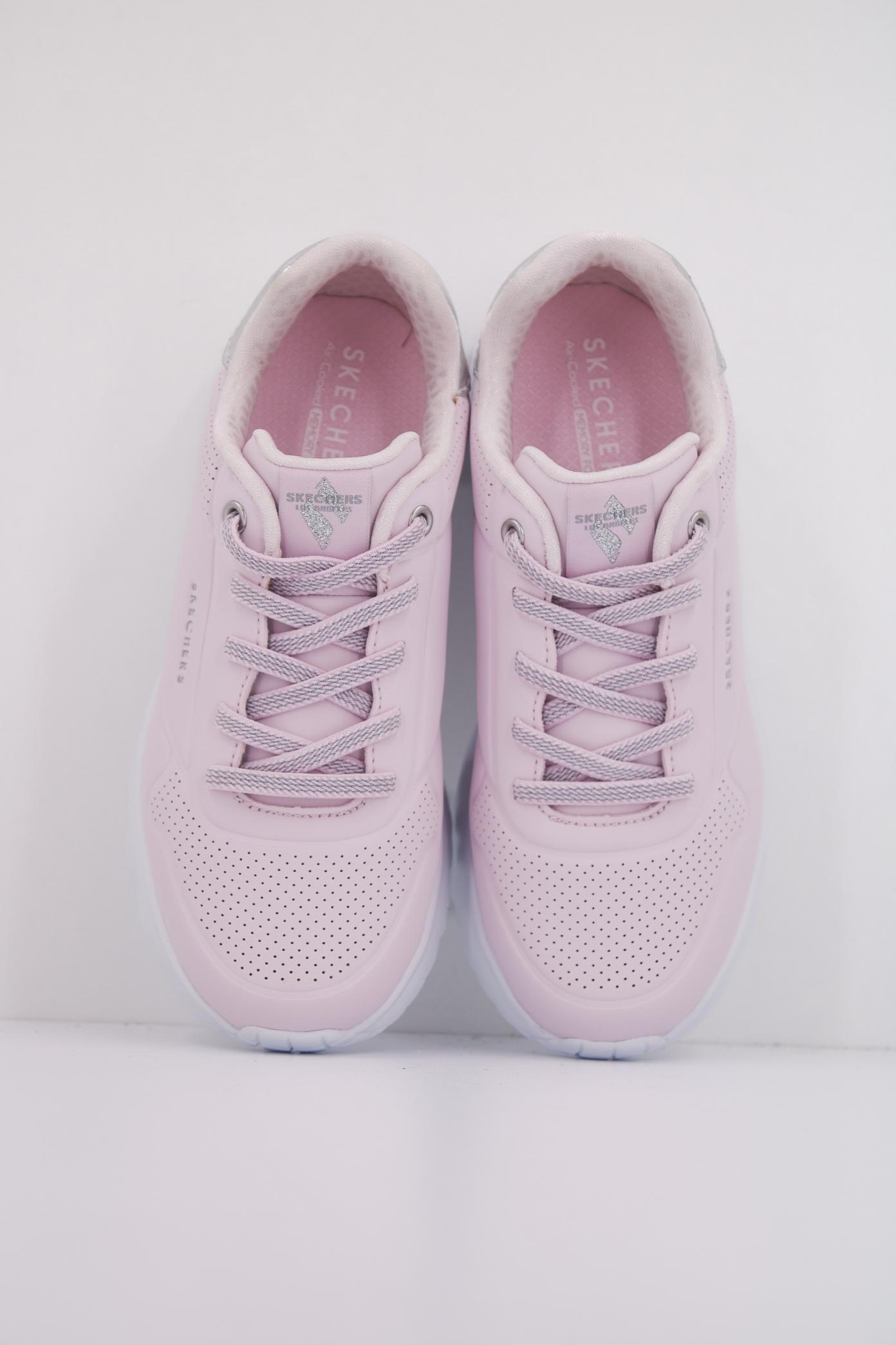 SKECHERS UNO LITE-METALLIC MO en color ROSA (3)