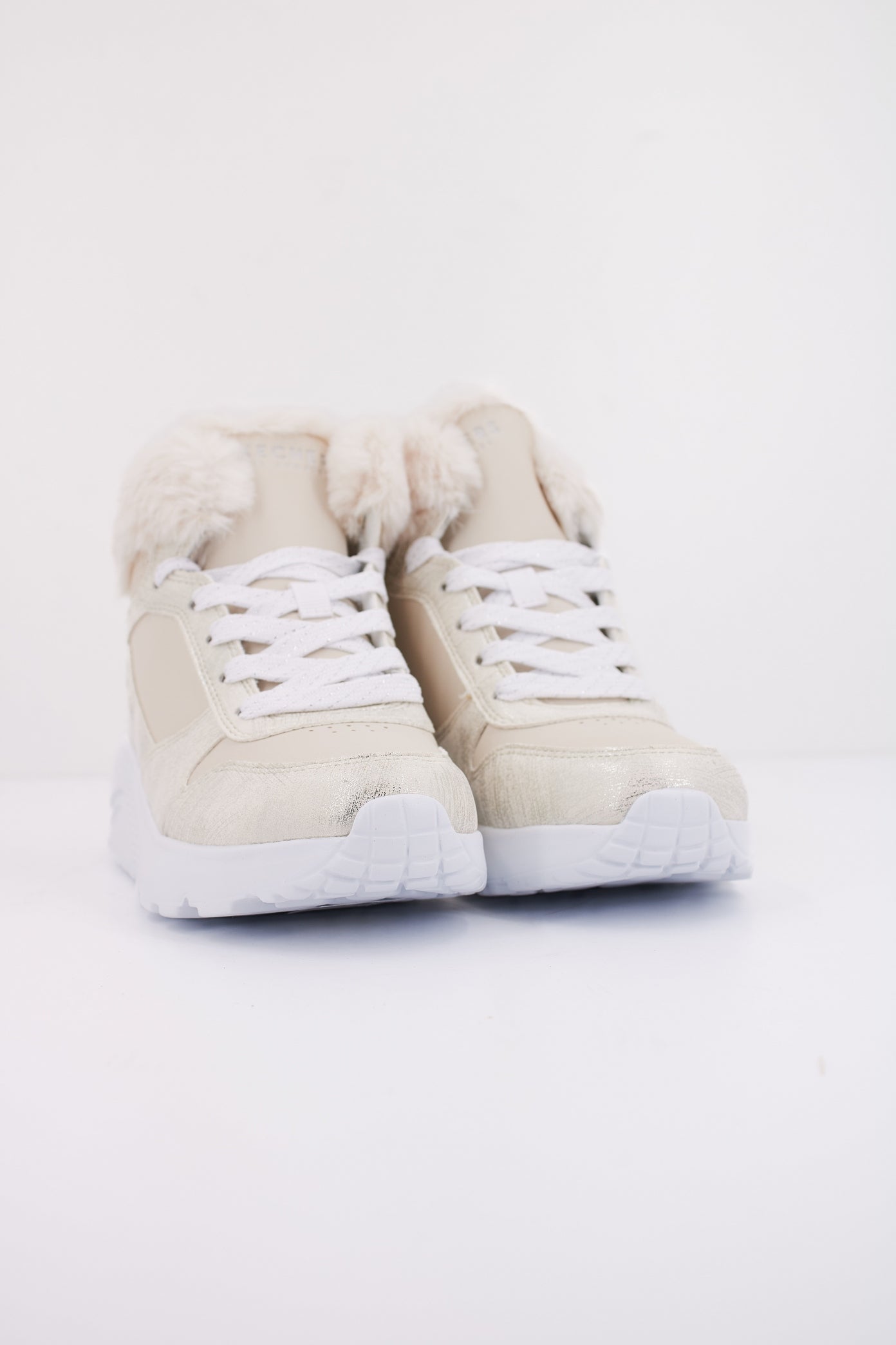 SKECHERS UNO LITE - COMFURT C en color BLANCO (2)