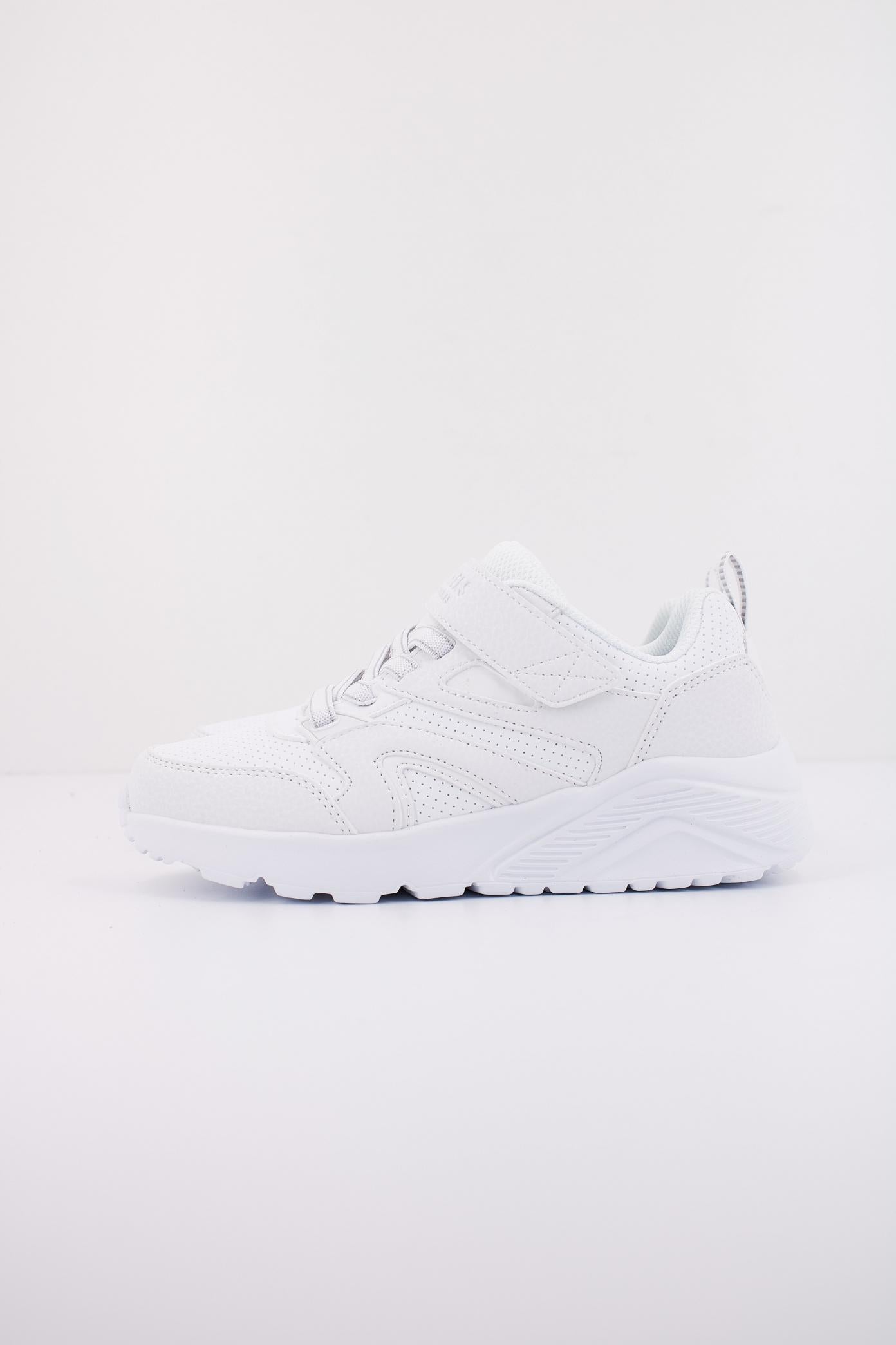 SKECHERS UNO LITE - ECHO SURGE en color BLANCO (1)