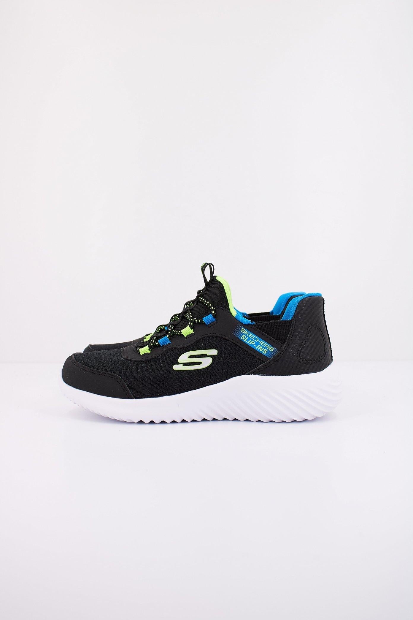 SKECHERS L SLIP-INS en color NEGRO (1)