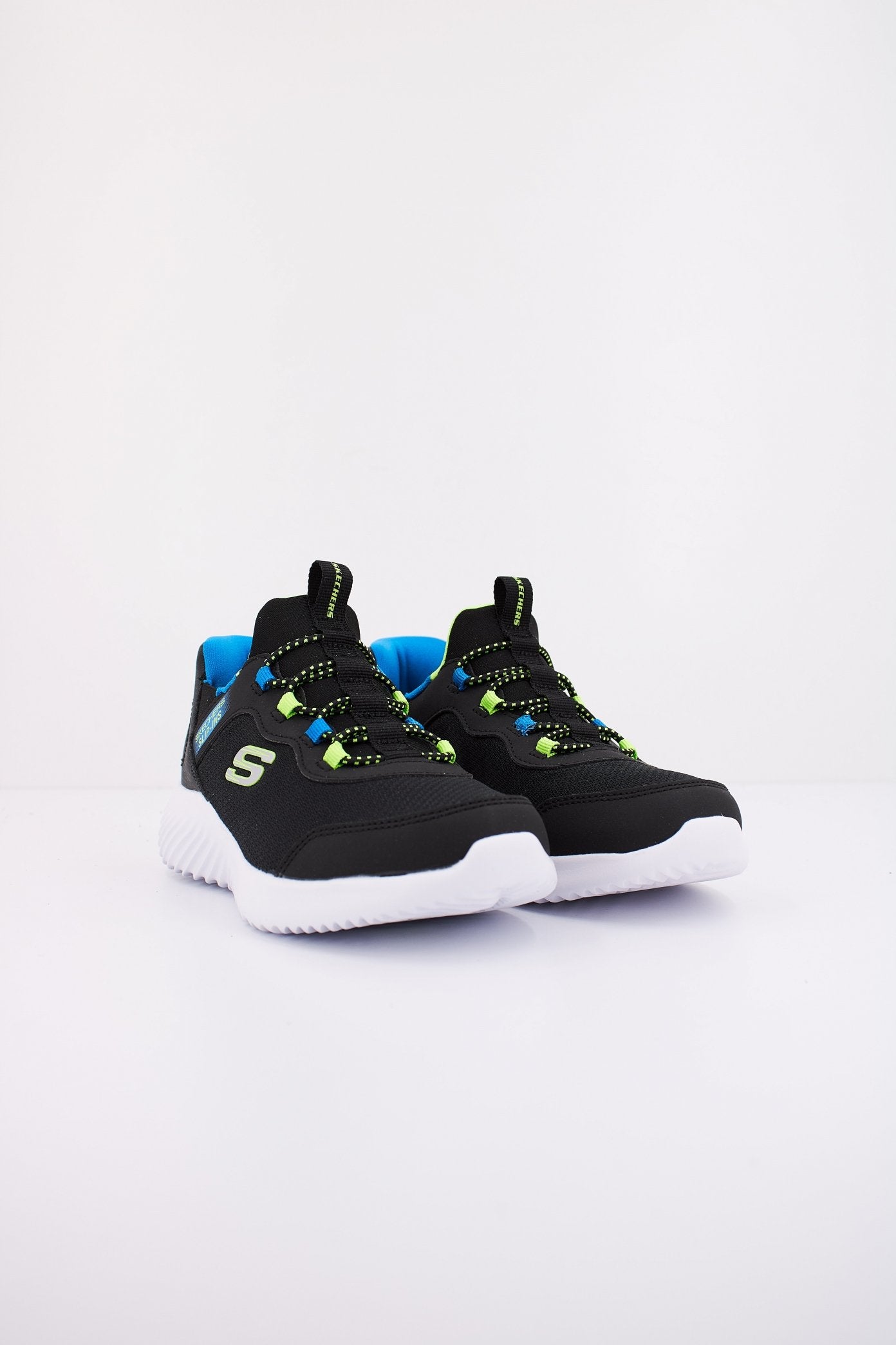 SKECHERS L SLIP-INS en color NEGRO (2)
