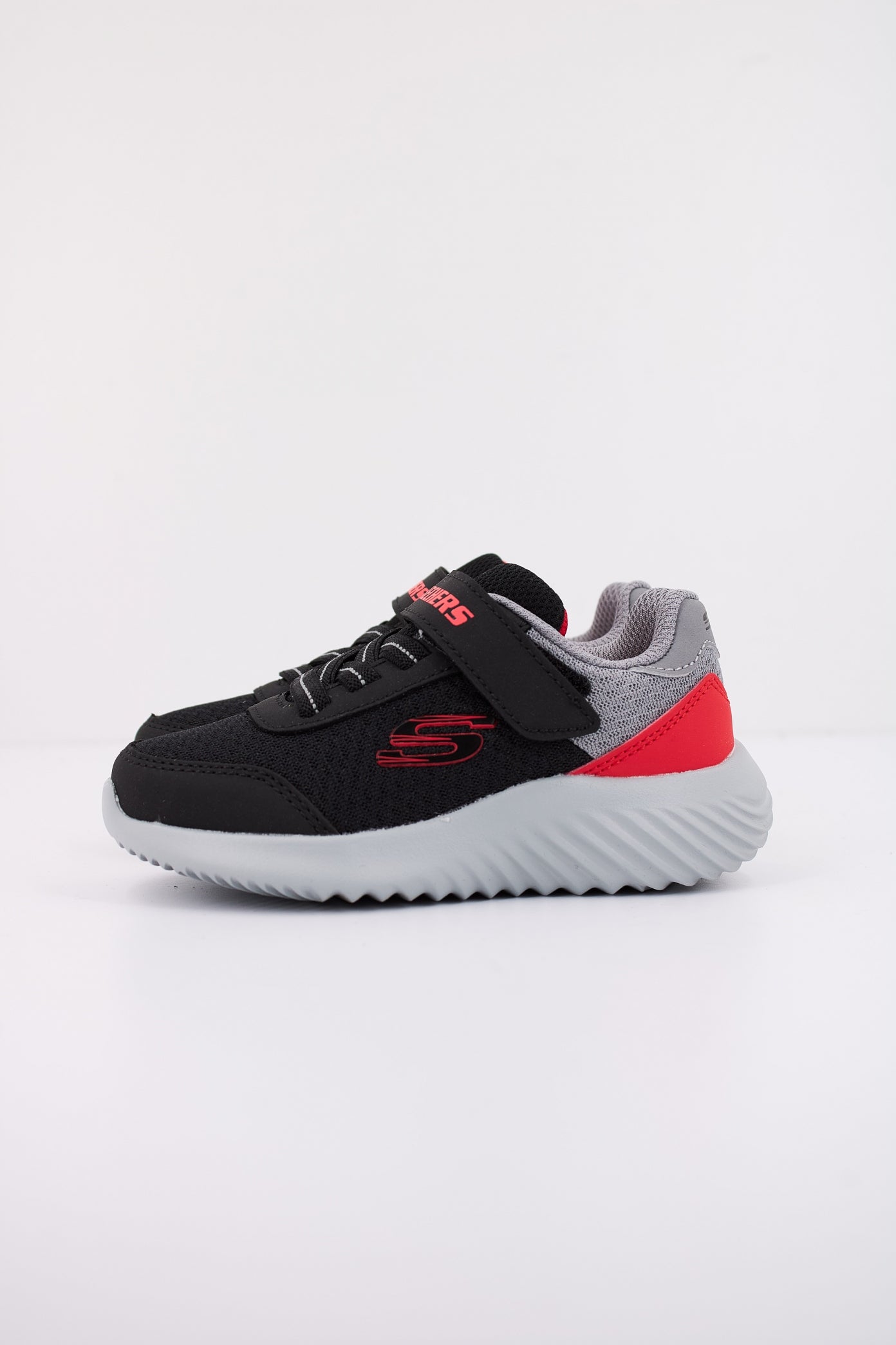 SKECHERS BOUNDER - TREZIC en color NEGRO (1)
