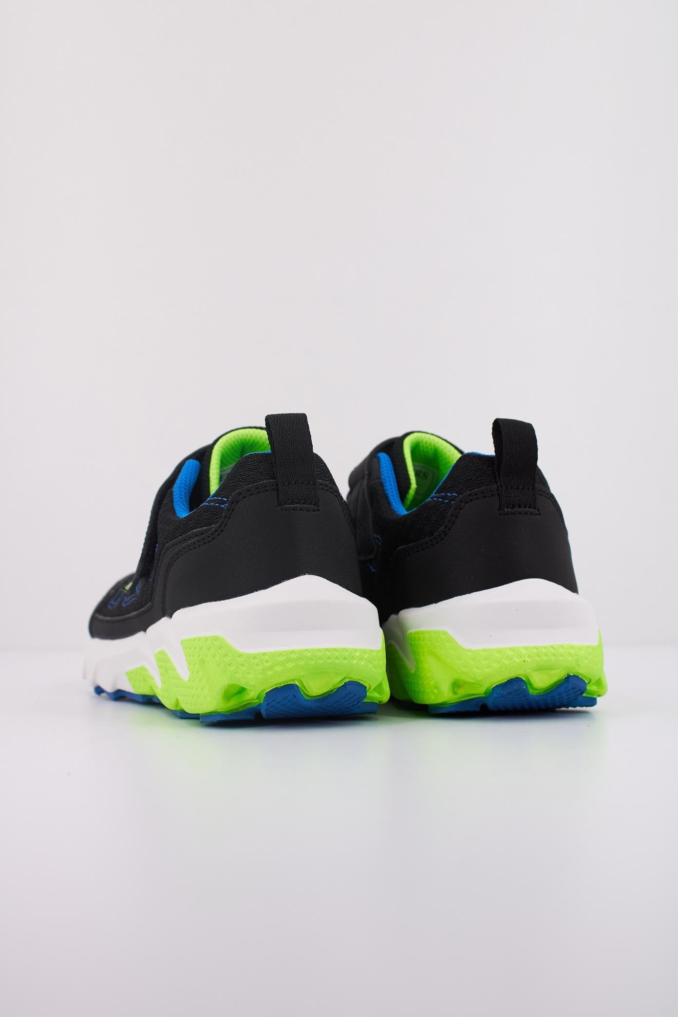 SKECHERS ELITE SPORT TRAD - SPEC-STRIDE en color NEGRO (4)