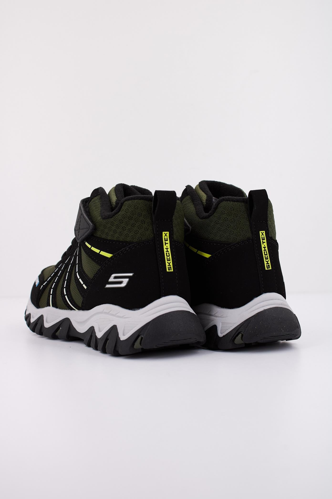 SKECHERS RUGGED RANGER - STORM TRAIL en color VERDE (4)