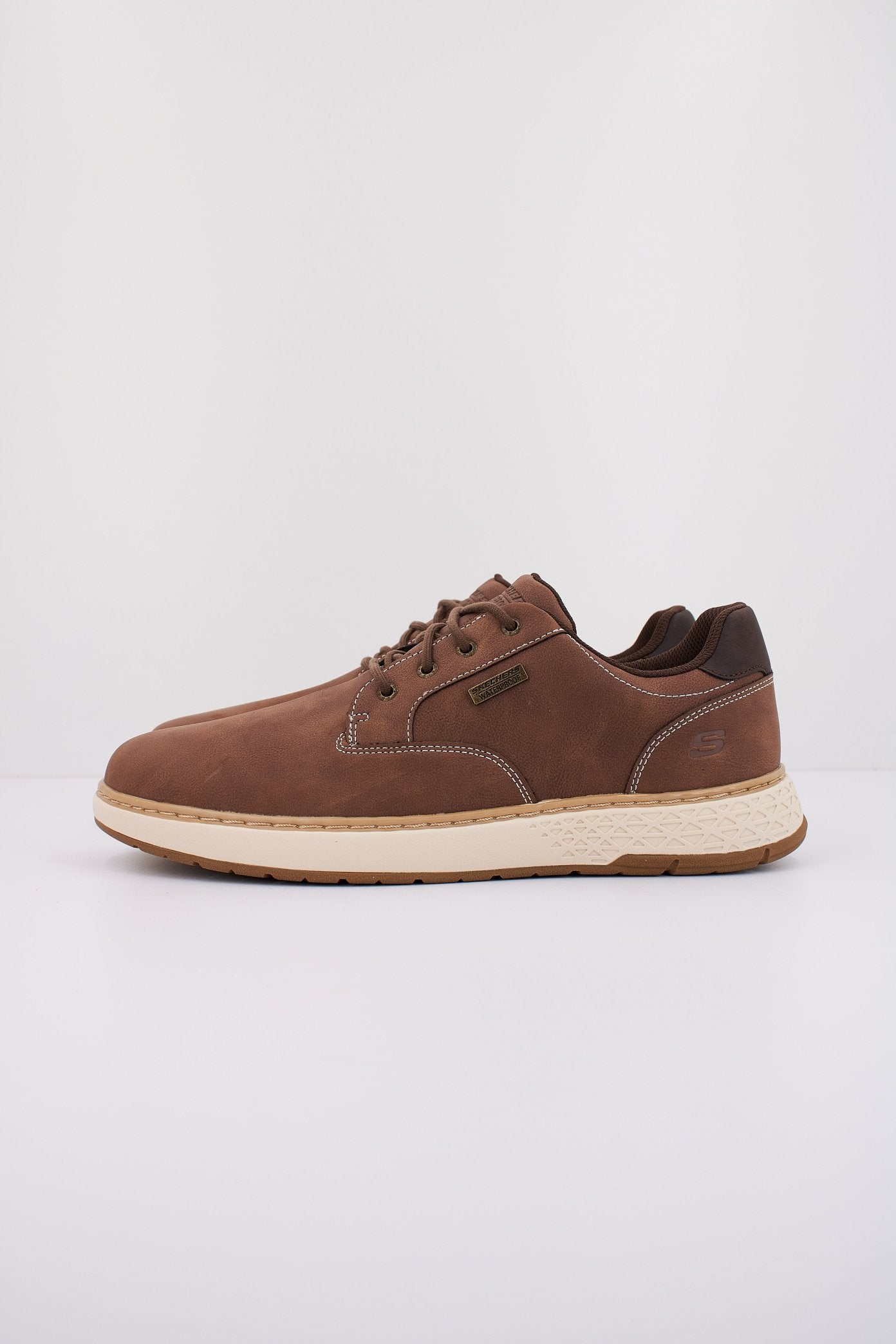 SKECHERS GARLAN - PRYOR en color MARRON (1)