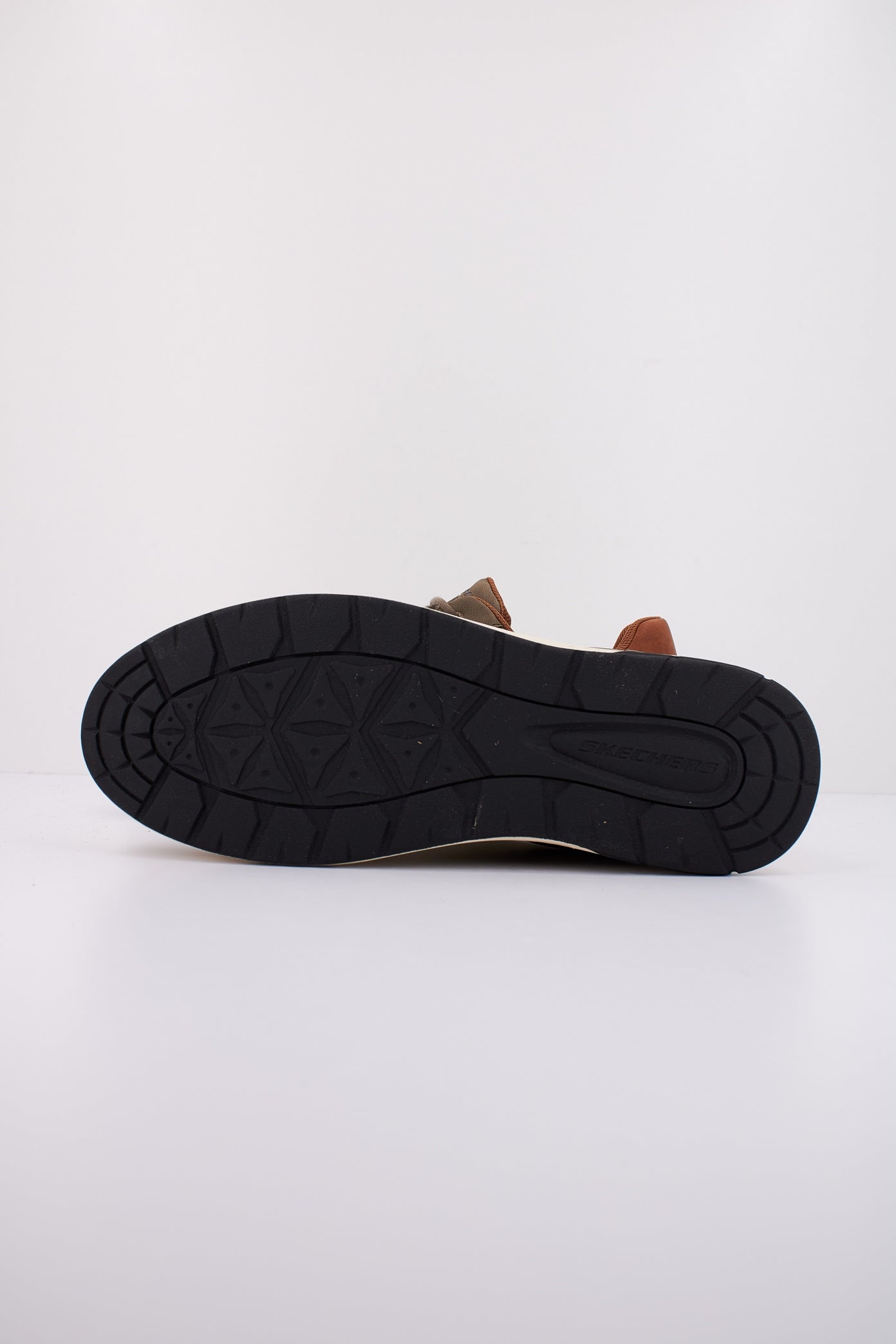 SKECHERS GARLAN - PRYOR en color VERDE (5)