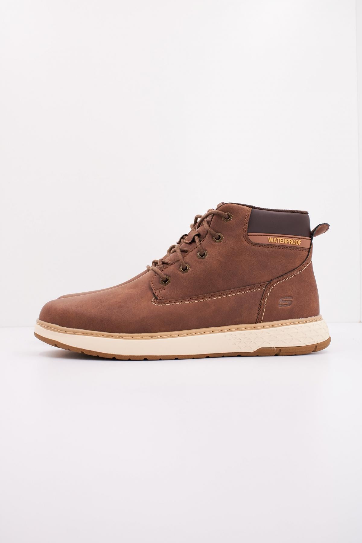 SKECHERS GARLAN - DENO en color MARRON (1)