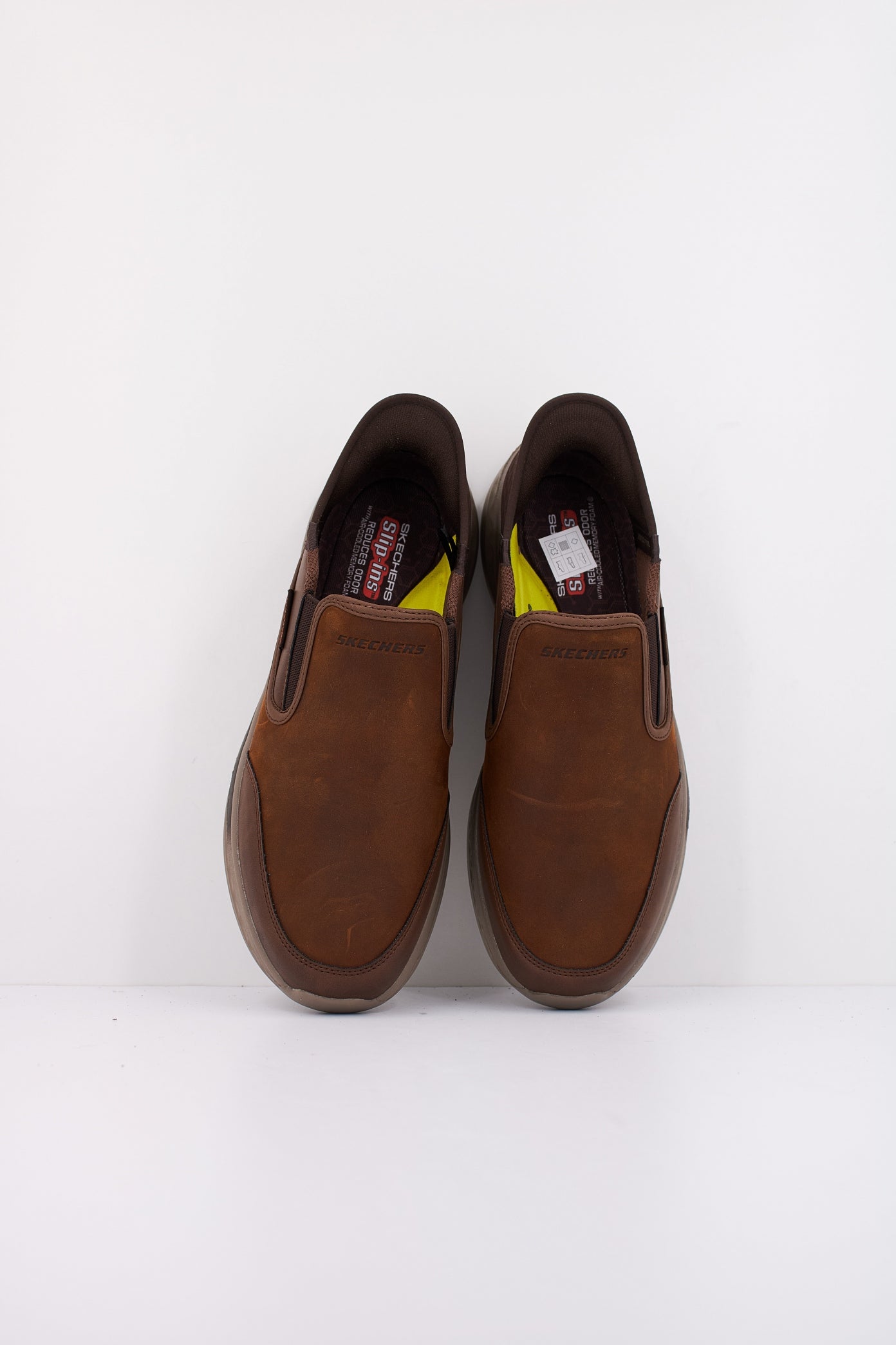 SKECHERS SLADE - COOPER SLIP-INS en color MARRON (3)
