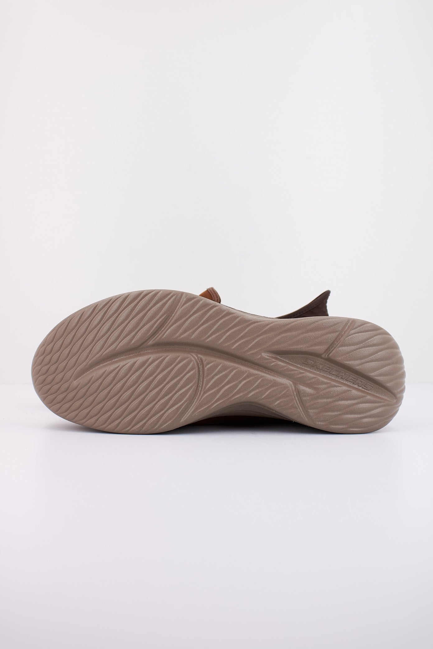 SKECHERS SLADE - COOPER SLIP-INS en color MARRON (5)