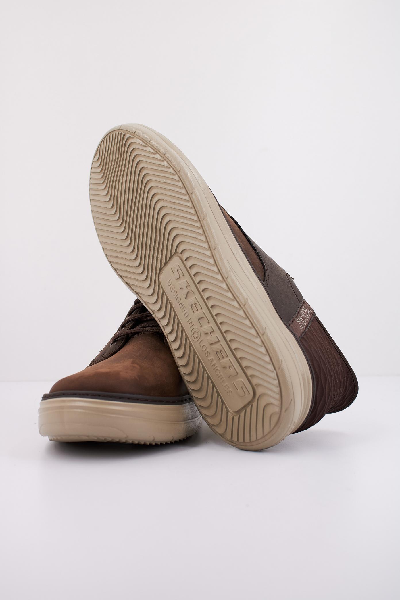 SKECHERS SLIP INS HYLAND - RADLEY en color MARRON (5)