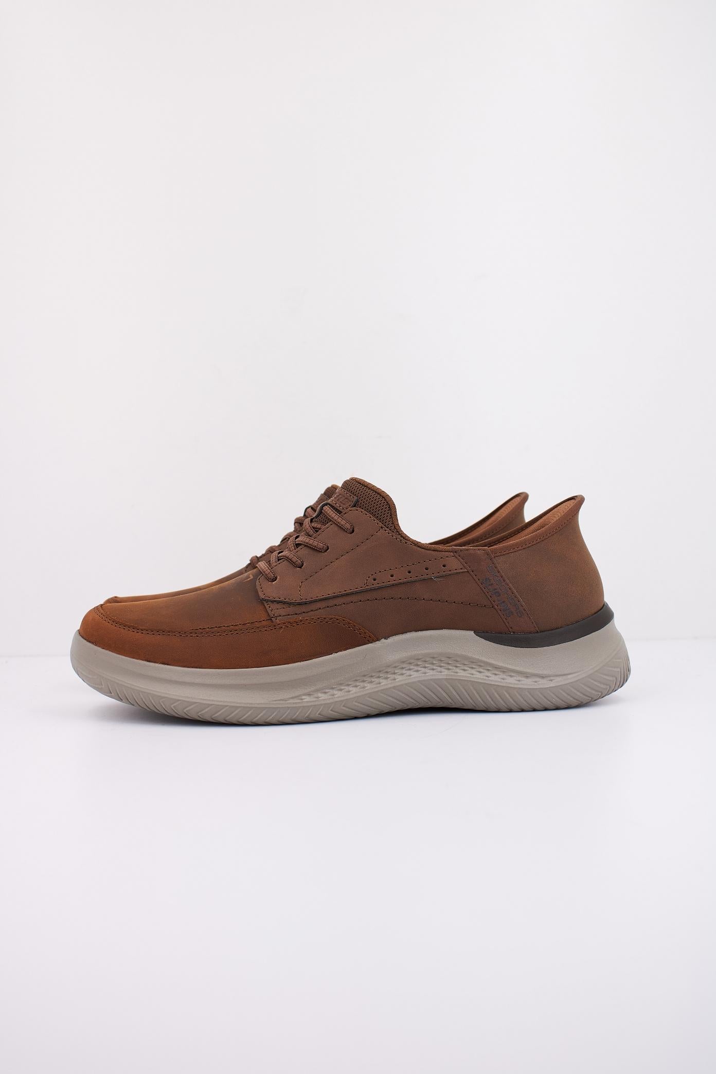 SKECHERS HASTING - RORY en color MARRON (1)