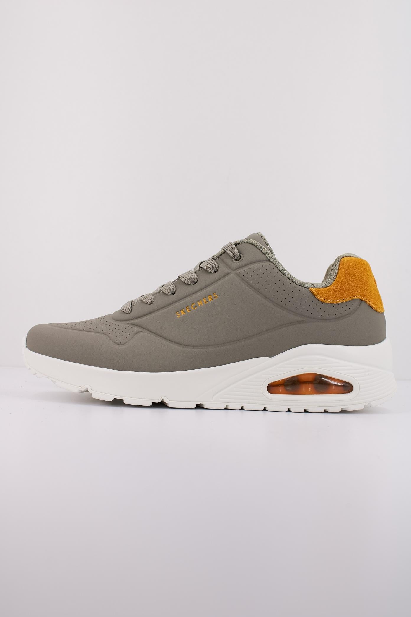 SKECHERS UNO - SUITED ON AIR en color GRIS (1)