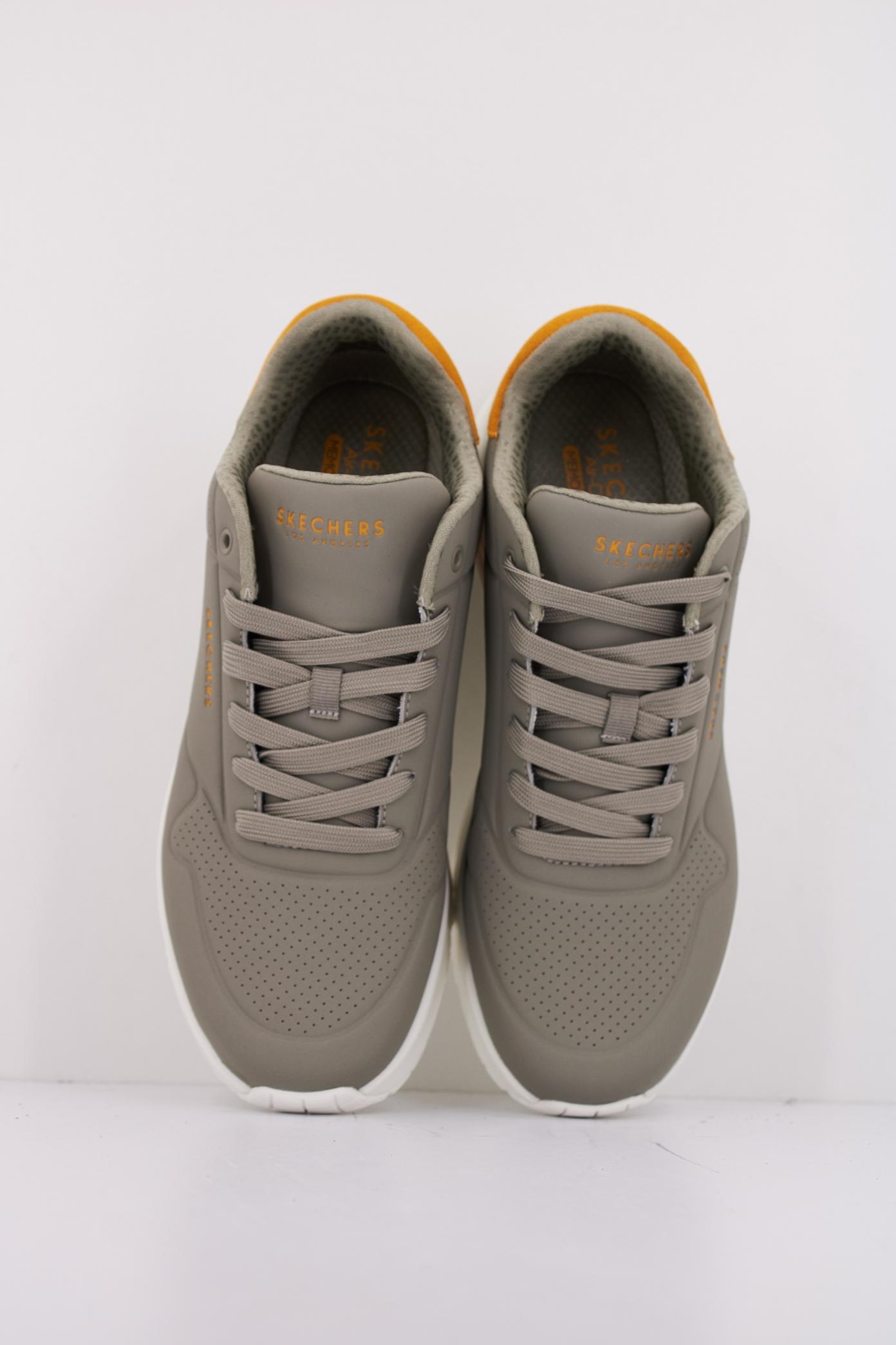 SKECHERS UNO - SUITED ON AIR en color GRIS (3)