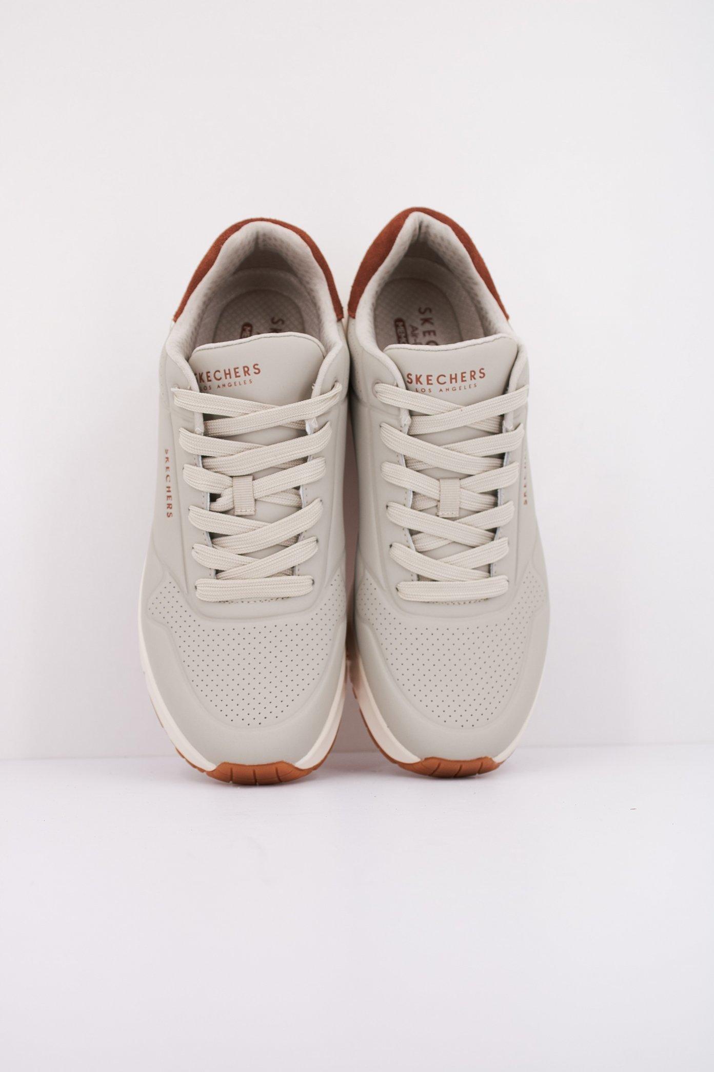 SKECHERS UNO - SUITED ON AIR en color GRIS (3)