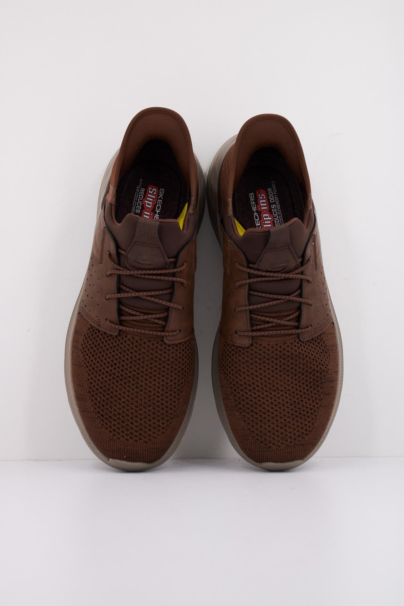 SKECHERS GARNER - NEWICK SLPI - INS en color MARRON (3)