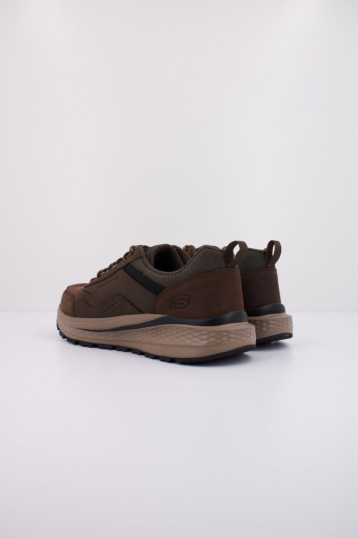 SKECHERS SLADE ULTRA - PERALT en color MARRON (4)
