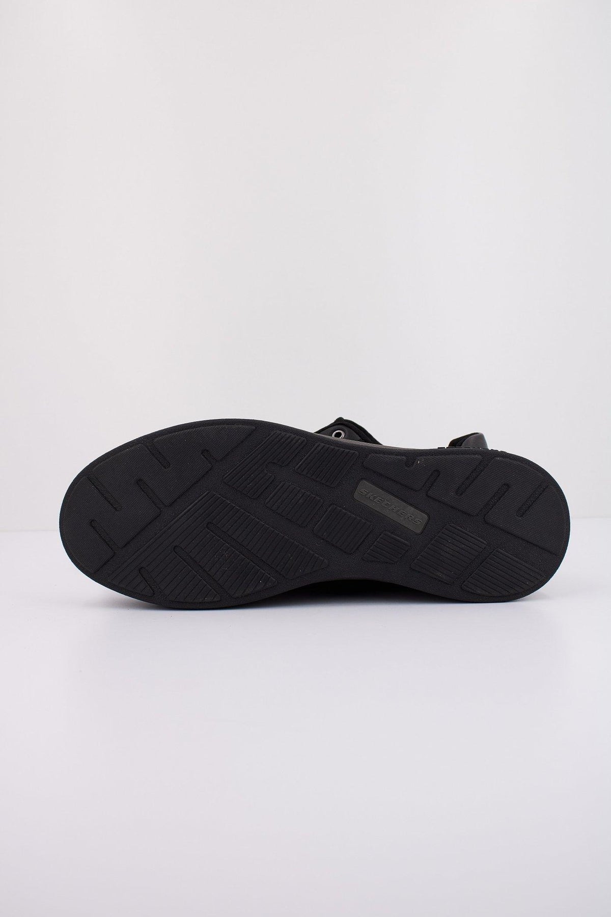 SKECHERS S CAVELL - HENSLEY en color NEGRO (5)