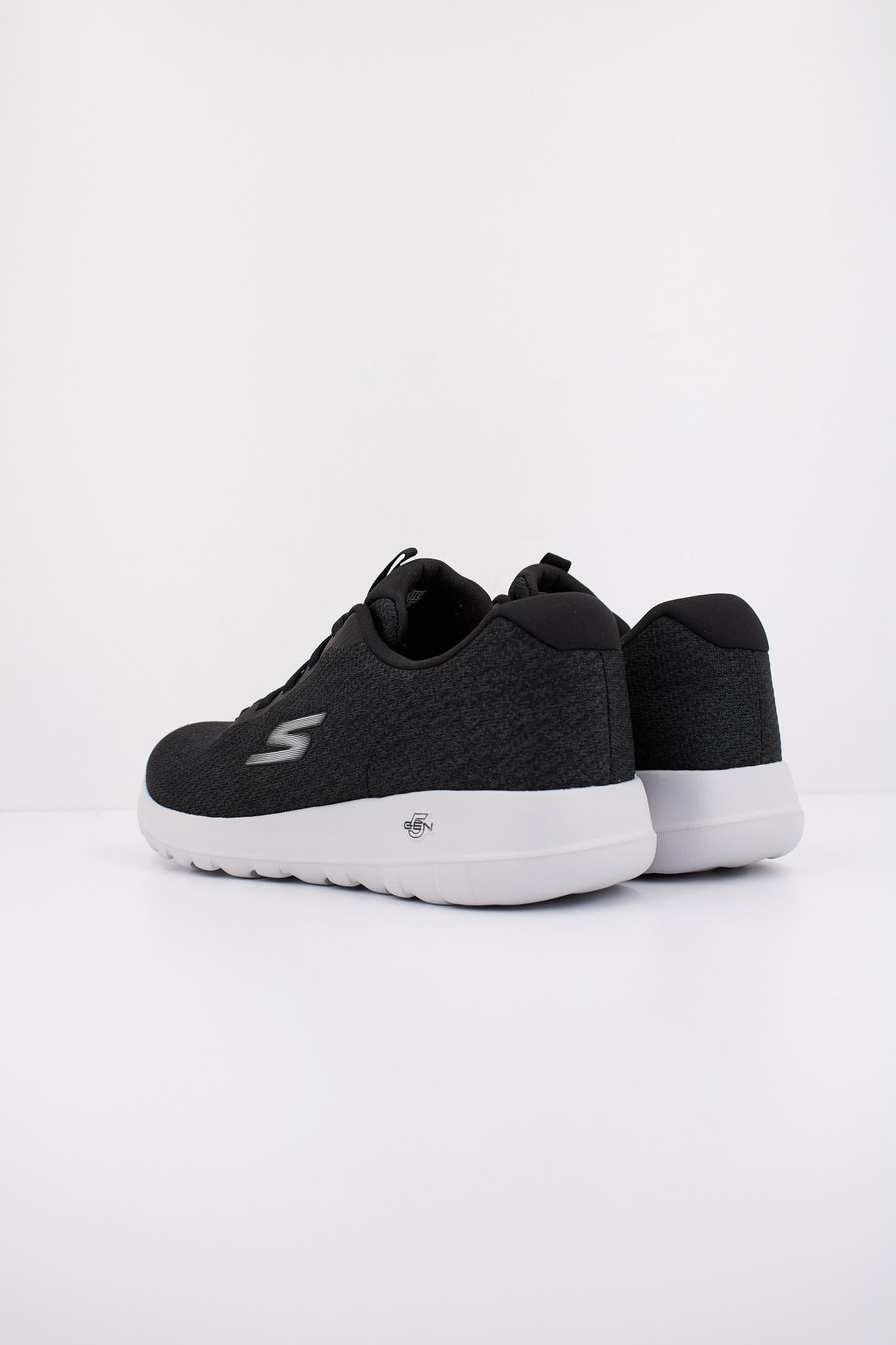 SKECHERS GO WALK MAX - MIDSHO en color NEGRO (4)