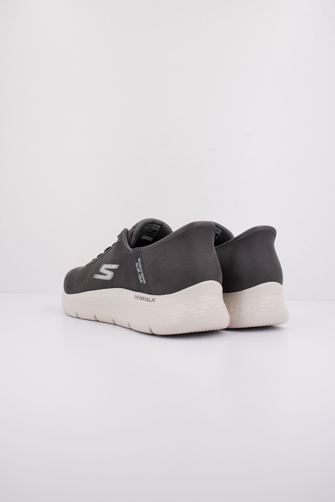 SKECHERS SLIP - INS GO WALK FLEX - SMOOT en color GRIS (4)