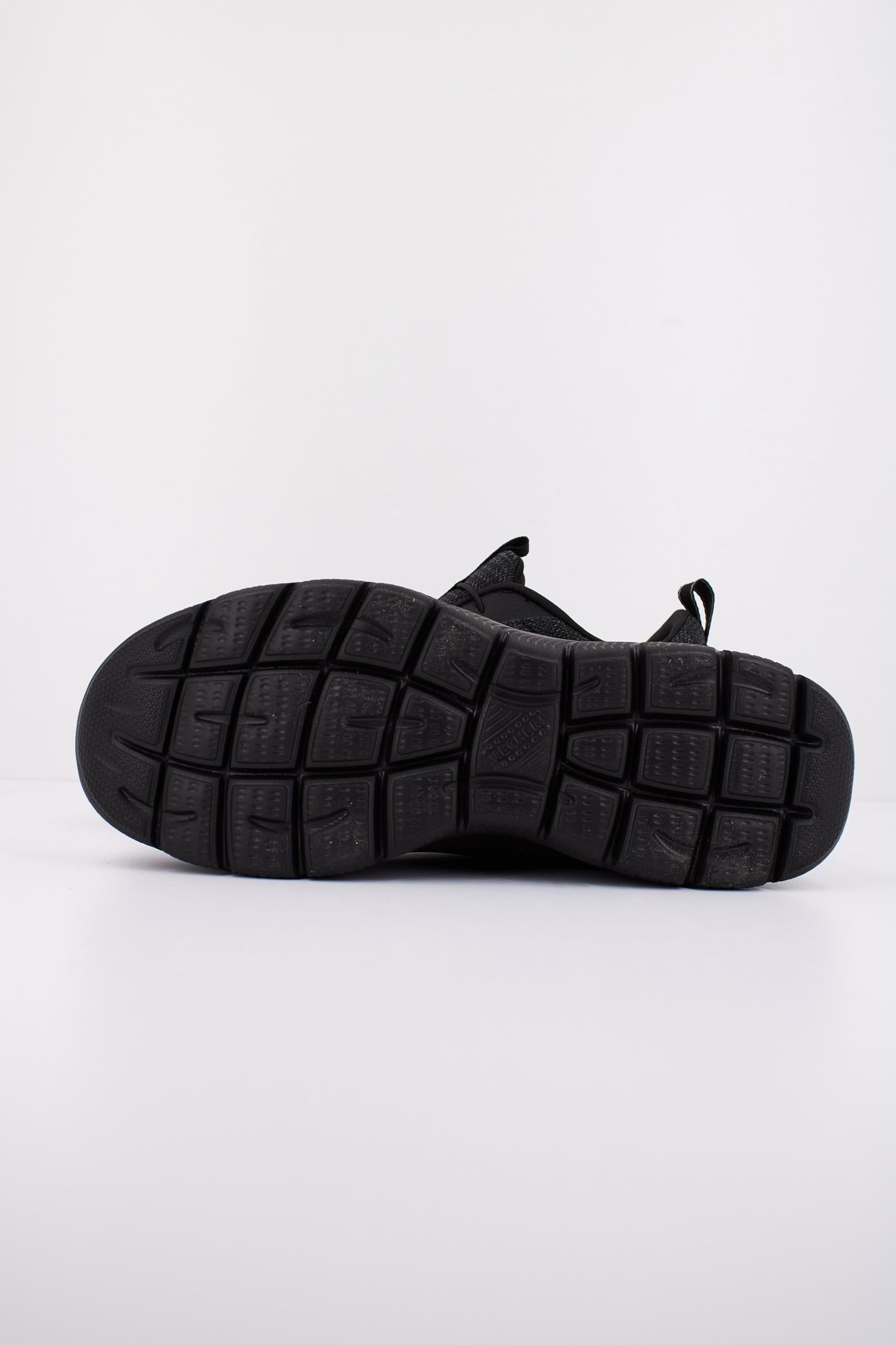 SKECHERS SUMMITS - SORENZ en color NEGRO (5)